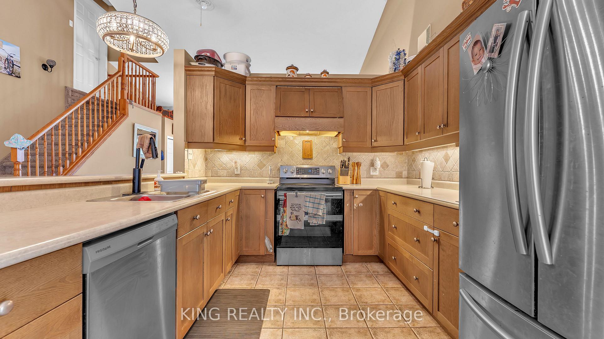 Photo 9 of 51 Trillium Drive, Tillsonburg — HOMEH