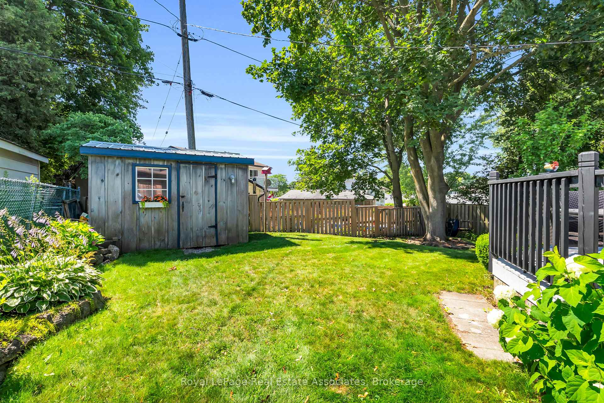 Photo 32 of 233 Elmore Drive, Halton Hills, Acton — HOMEH