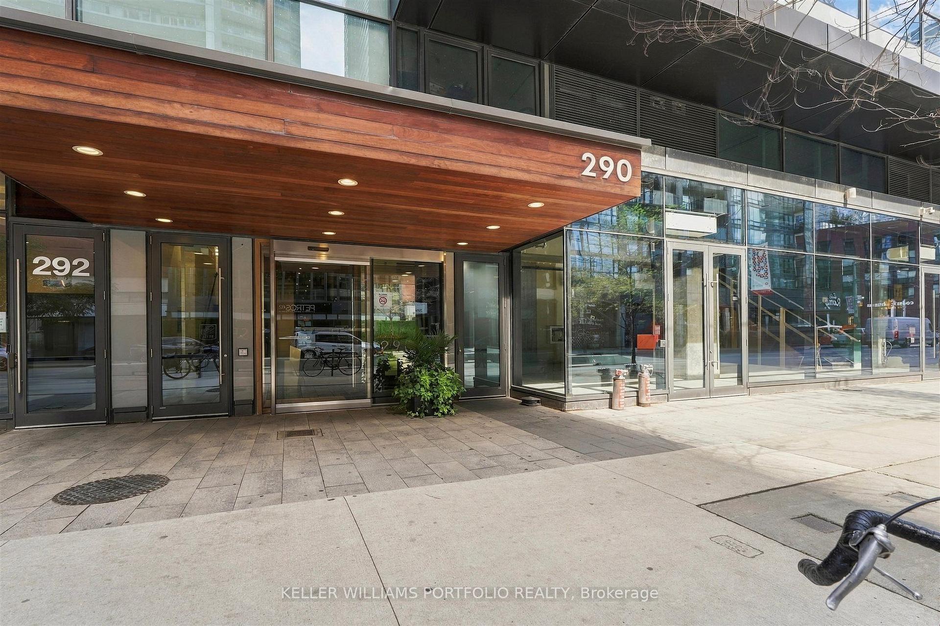Photo 6 of Unit 3001, 290 Adelaide Street, Toronto, Waterfront Communities — HOMEH