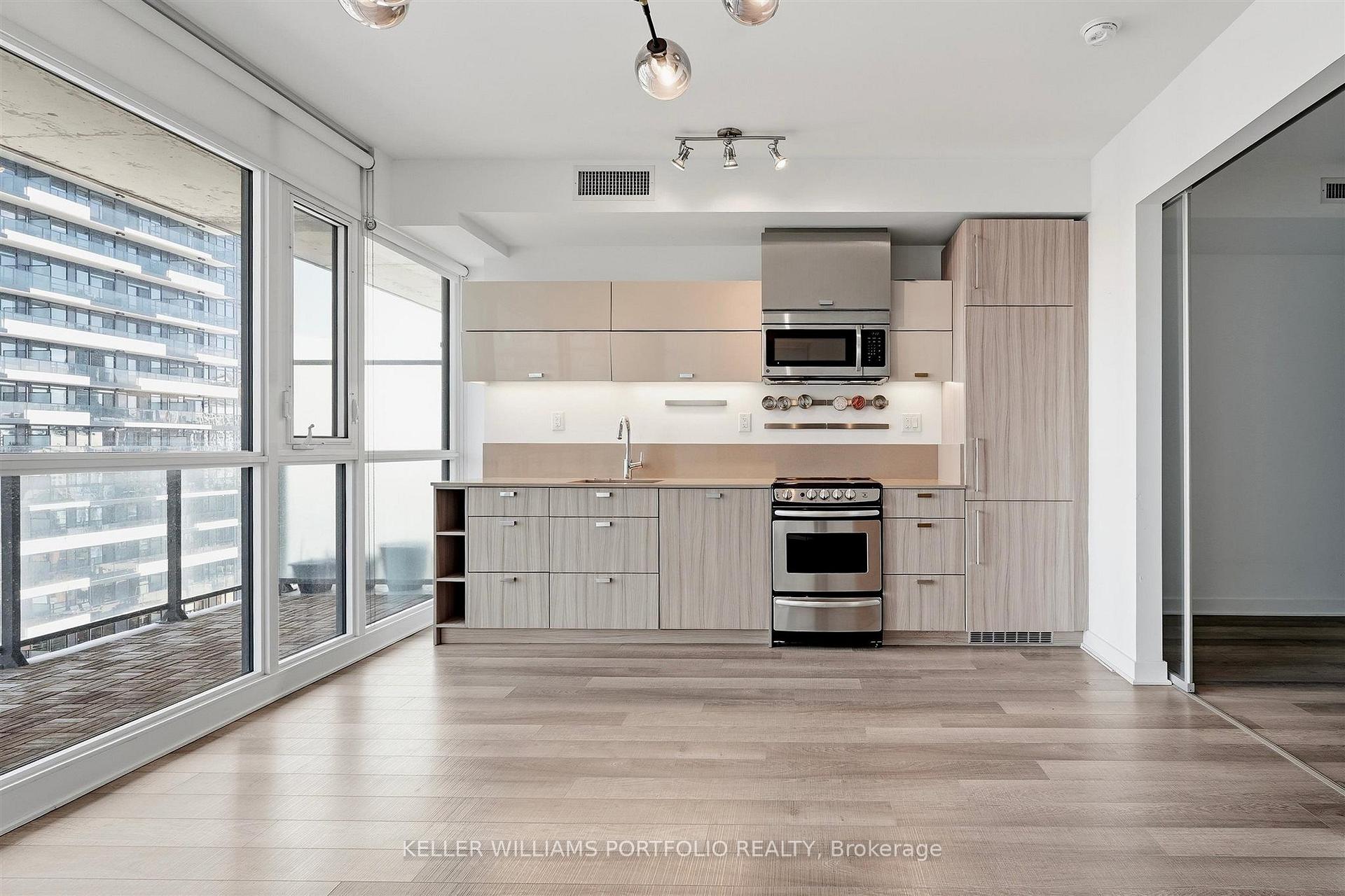 Photo 17 of Unit 3001, 290 Adelaide Street, Toronto, Waterfront Communities — HOMEH