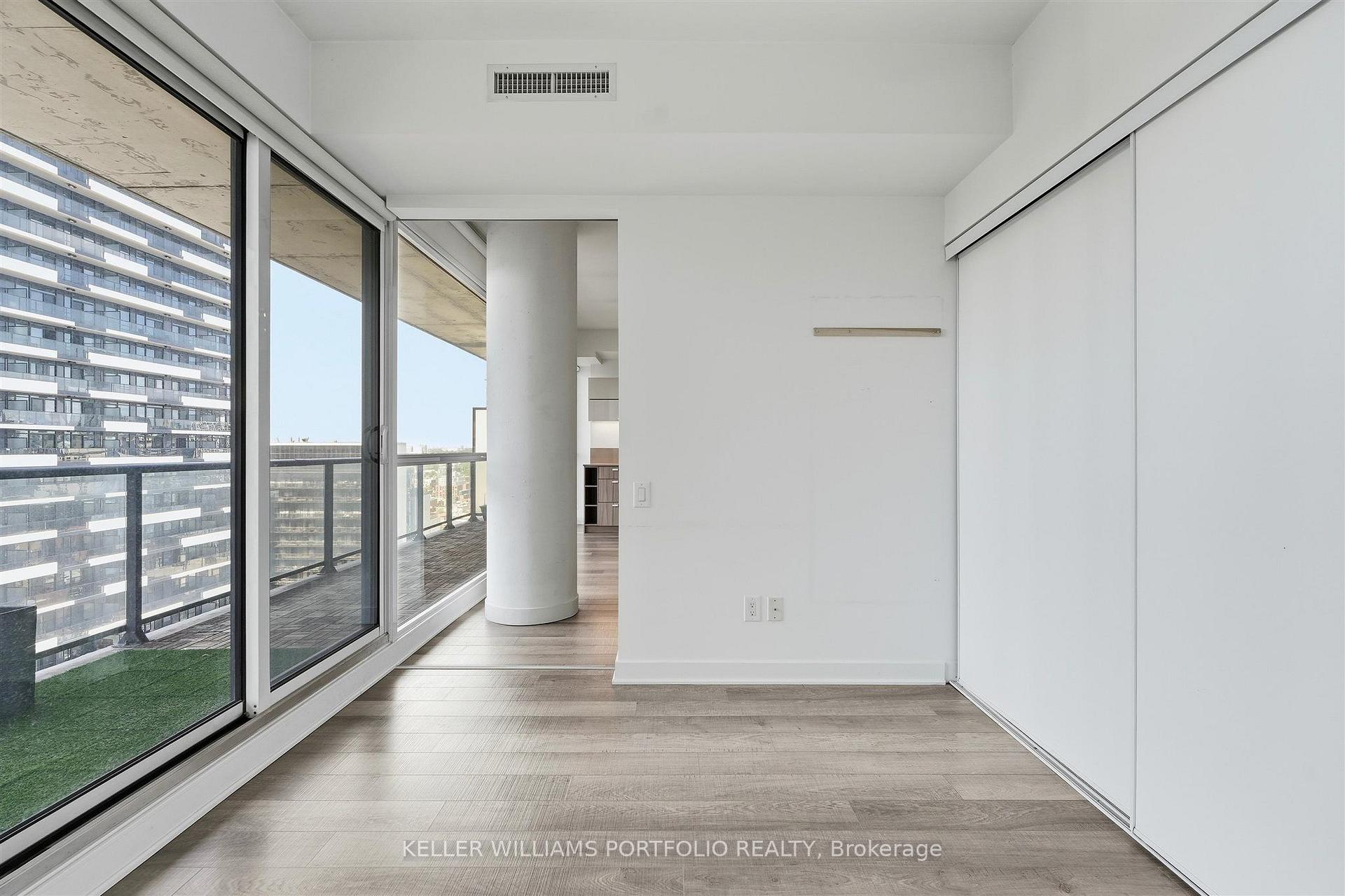 Photo 21 of Unit 3001, 290 Adelaide Street, Toronto, Waterfront Communities — HOMEH