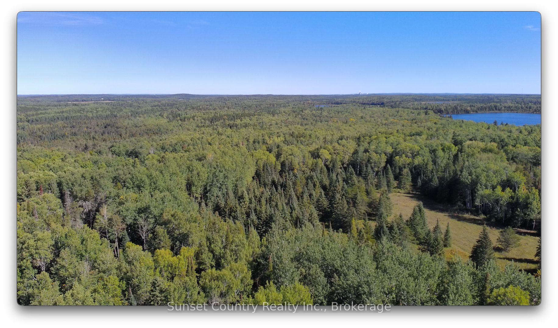 Photo 15 of Wall Street W, Kenora Remote Area, Oxdrift — HOMEH
