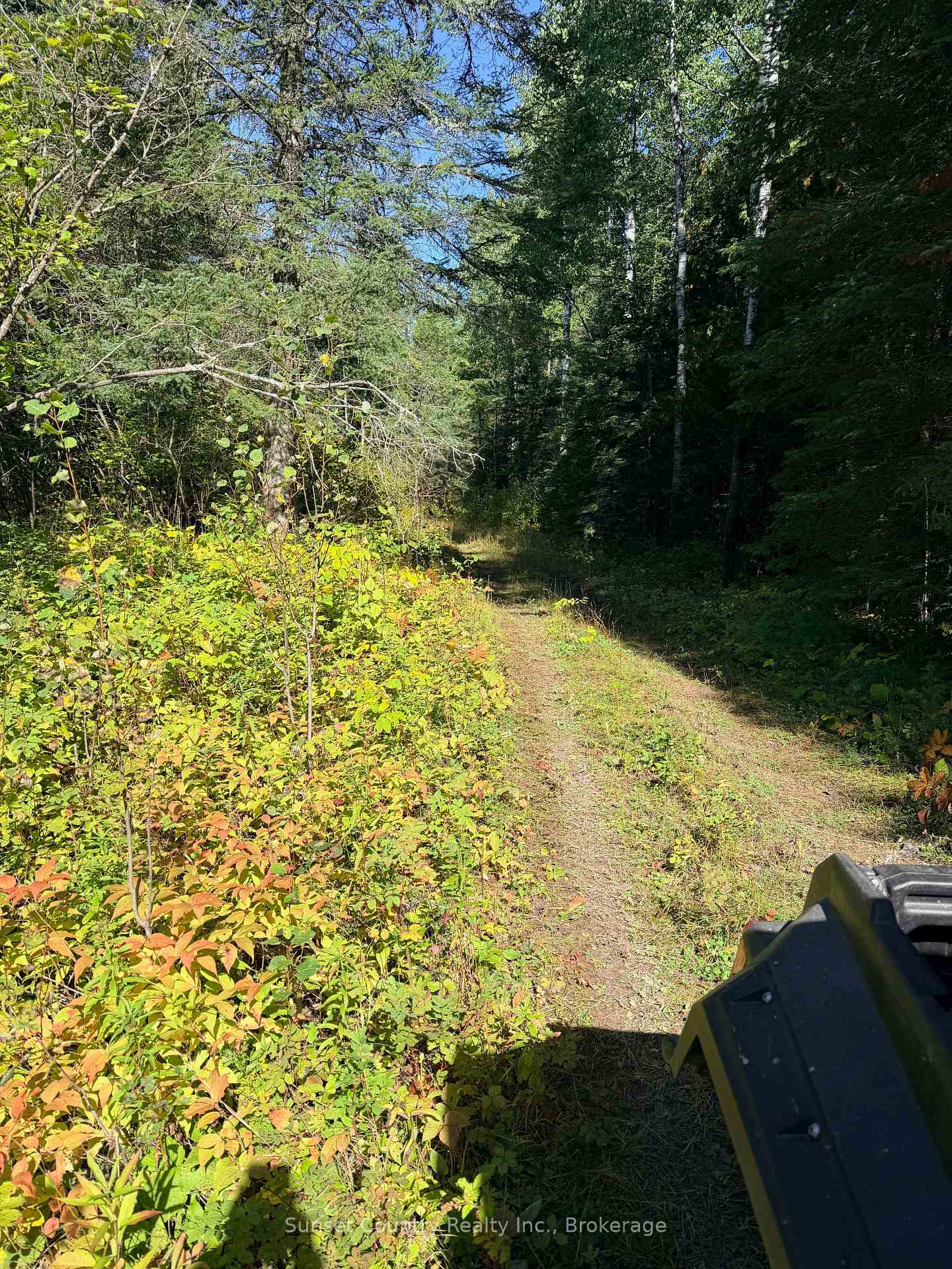 Photo 21 of Wall Street W, Kenora Remote Area, Oxdrift — HOMEH