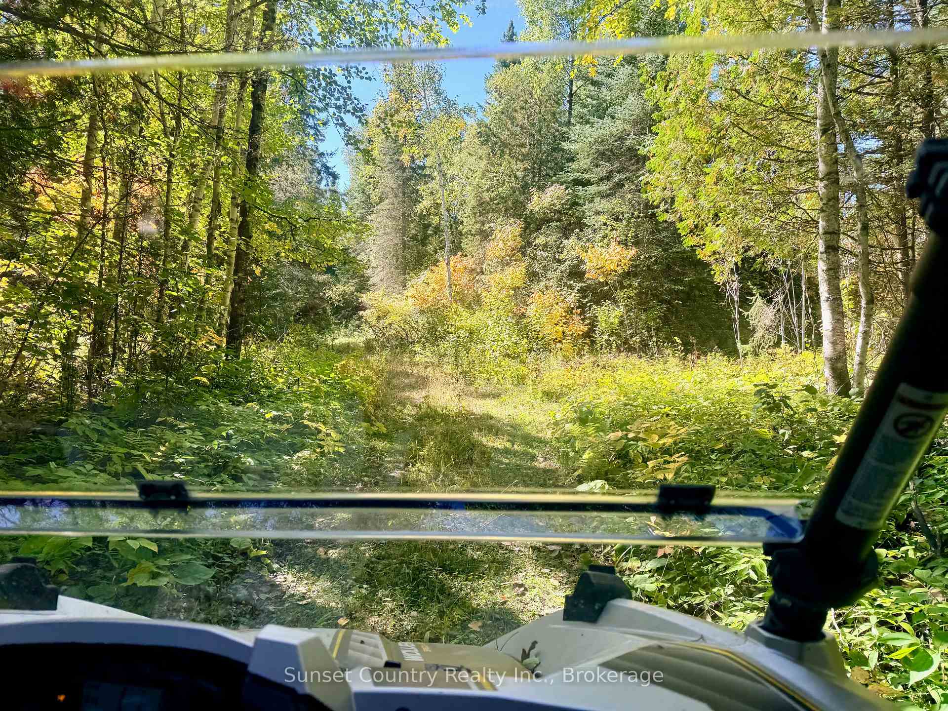 Photo 25 of Wall Street W, Kenora Remote Area, Oxdrift — HOMEH