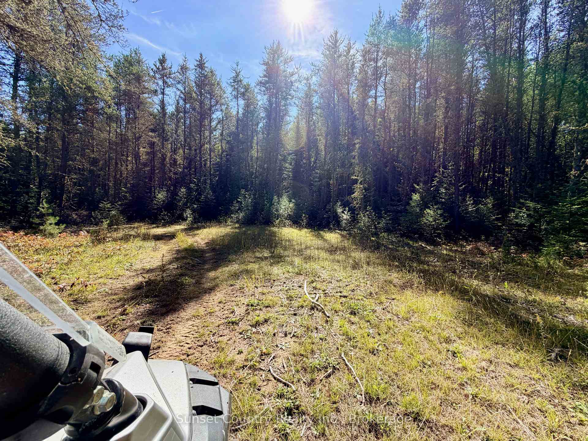 Photo 26 of Wall Street W, Kenora Remote Area, Oxdrift — HOMEH