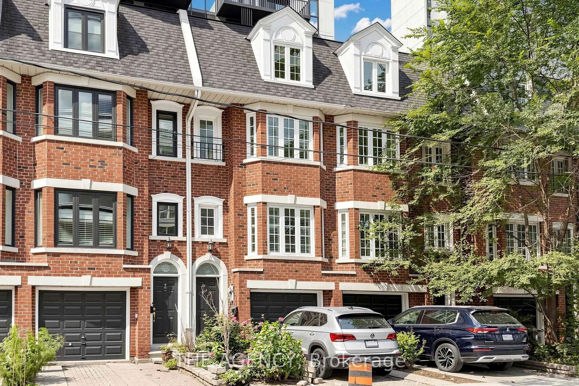 Photo 3 of 272 Redpath Avenue, Toronto, Mount Pleasant West — HOMEH
