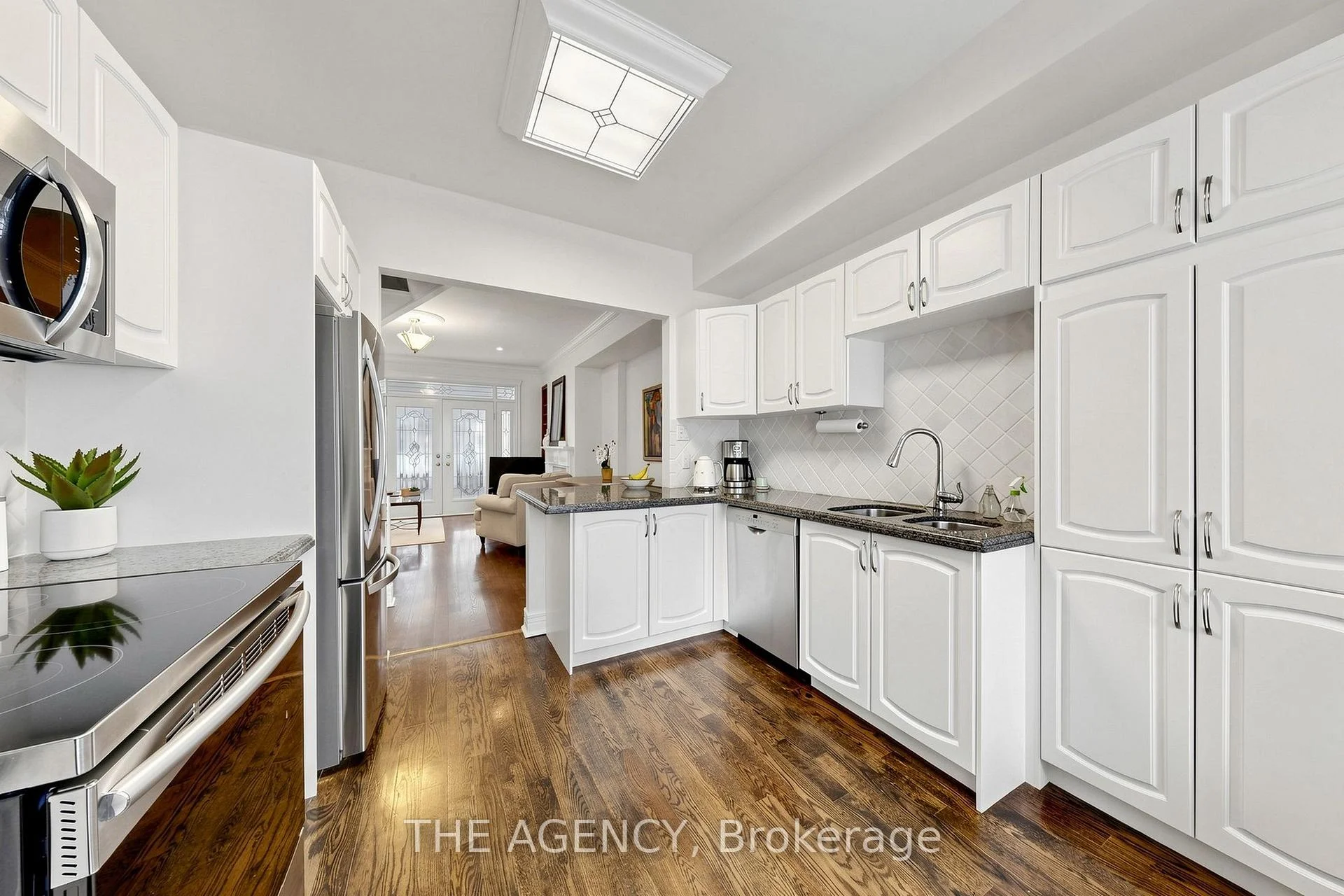 Photo 15 of 272 Redpath Avenue, Toronto, Mount Pleasant West — HOMEH