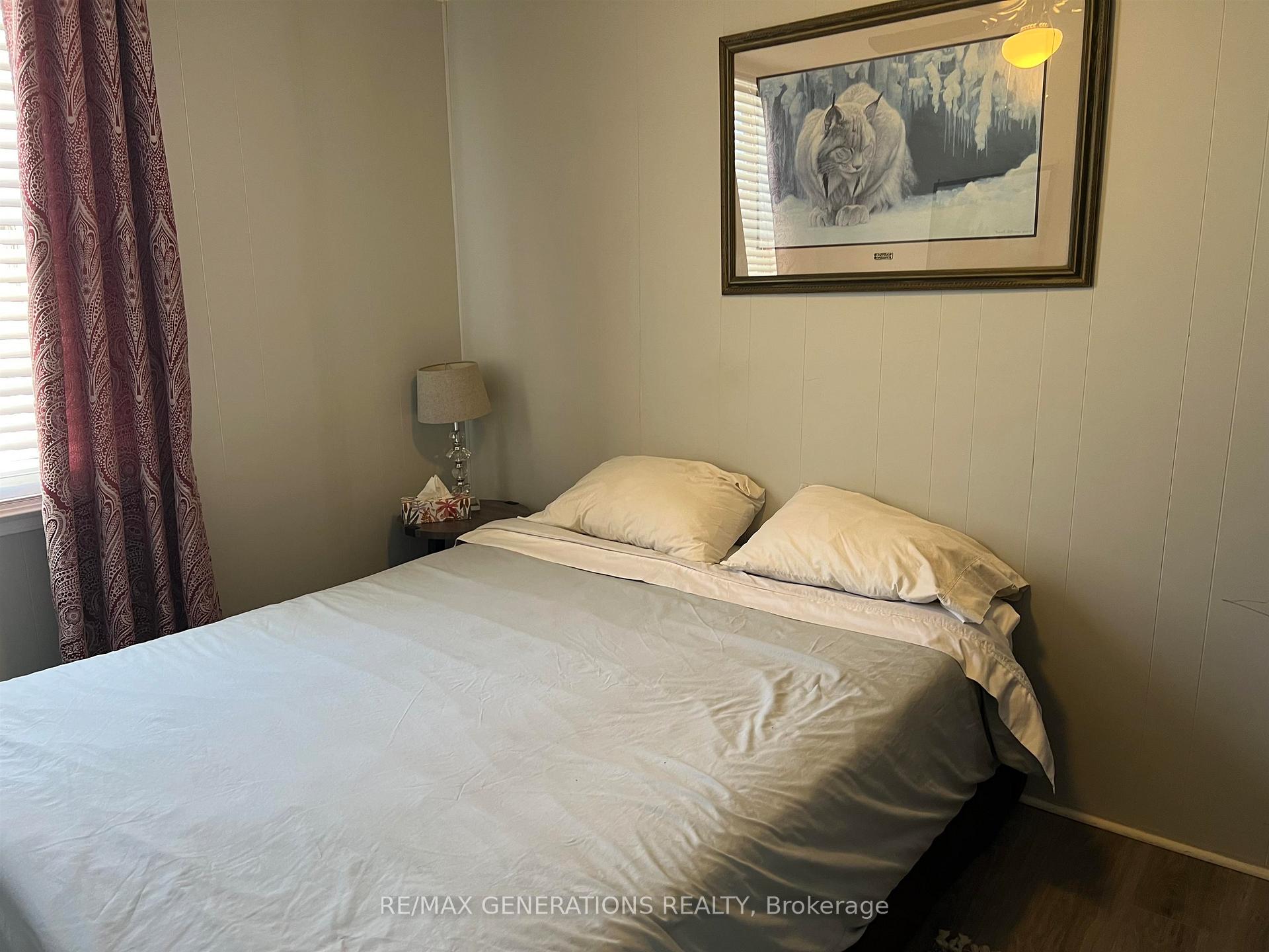 Photo 6 of 12 McCullough Street, Marathon — HOMEH