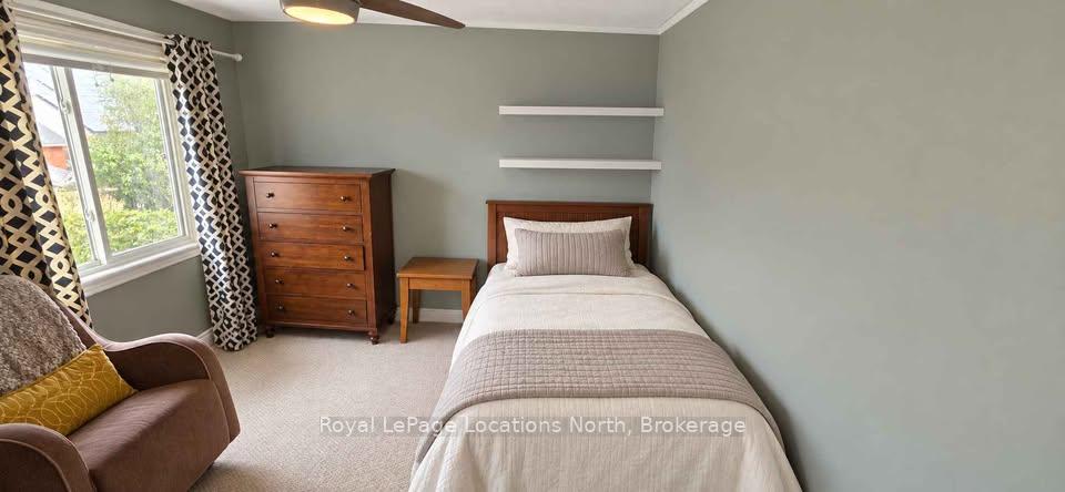 Photo 14 of 25 Marina Crescent, Collingwood — HOMEH