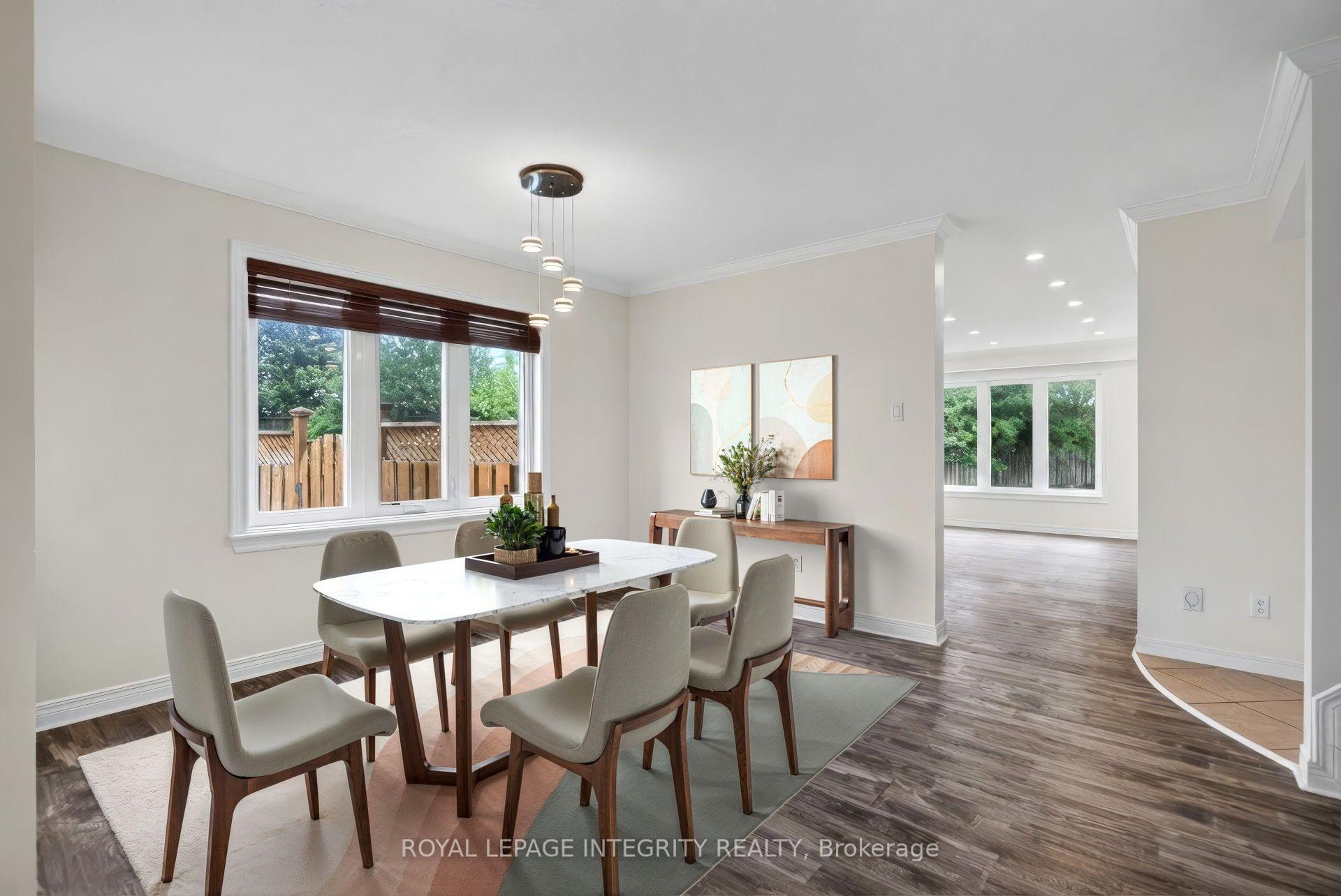 Photo 9 of 137 Hunterswood Crescent, Ottawa, Hunt Club Park — HOMEH