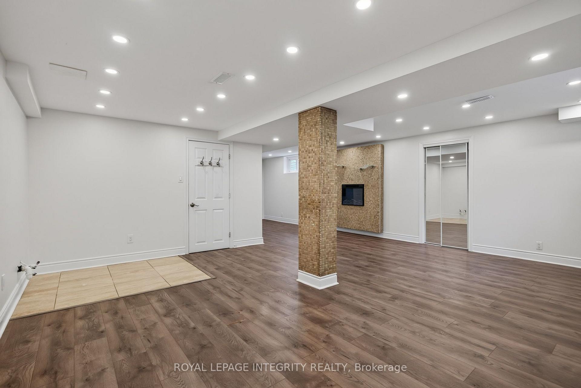 Photo 50 of 137 Hunterswood Crescent, Ottawa, Hunt Club Park — HOMEH