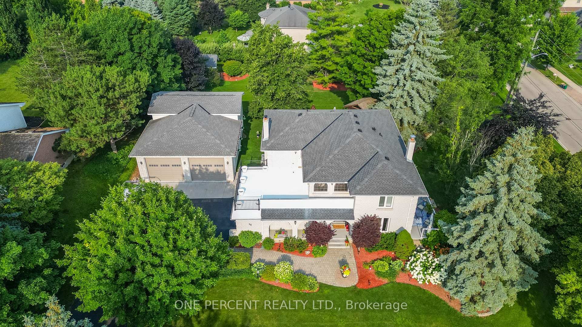 Photo 2 of 15 Marquette Drive, Kitchener, Pioneer Tower West — HOMEH