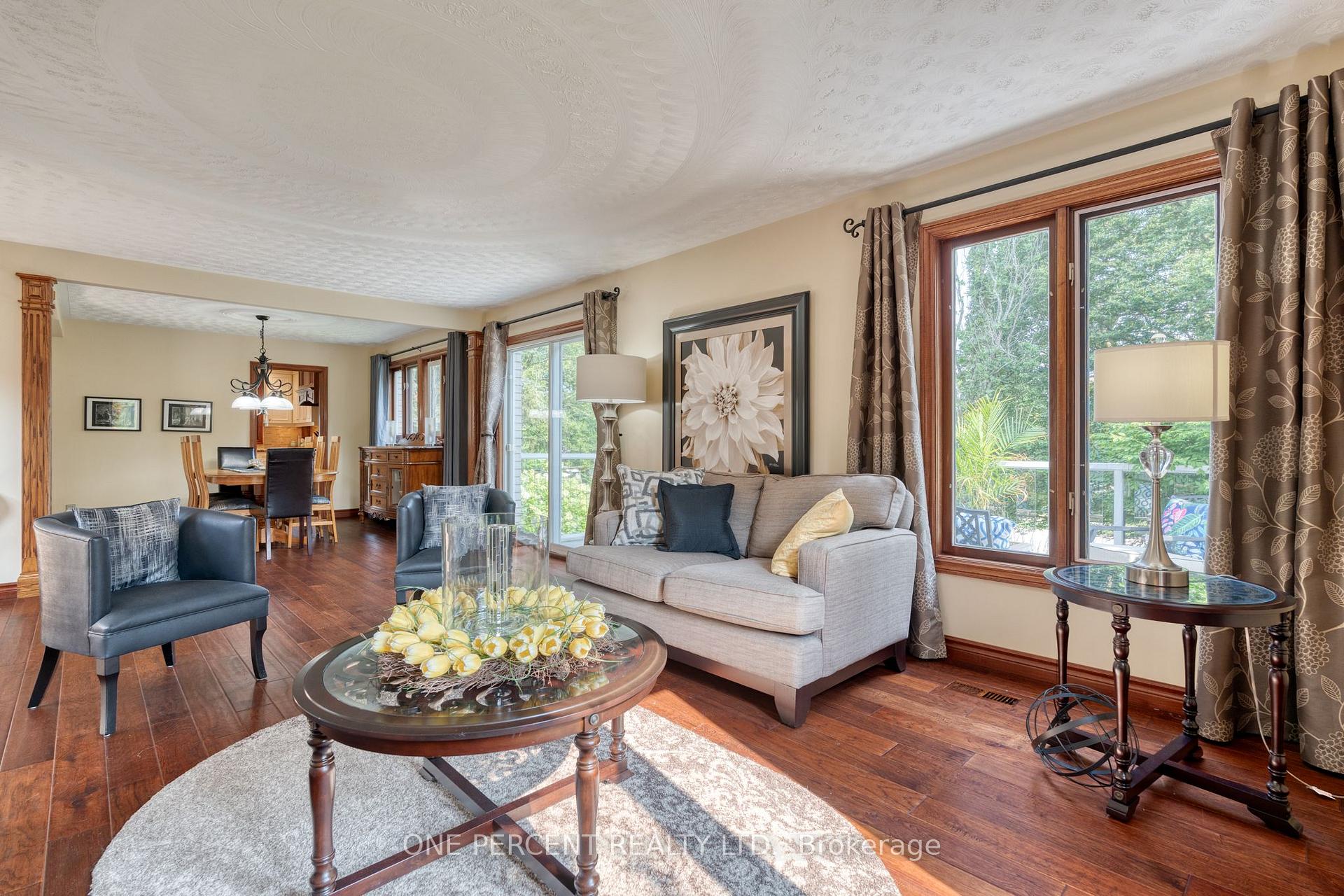 Photo 16 of 15 Marquette Drive, Kitchener, Pioneer Tower West — HOMEH