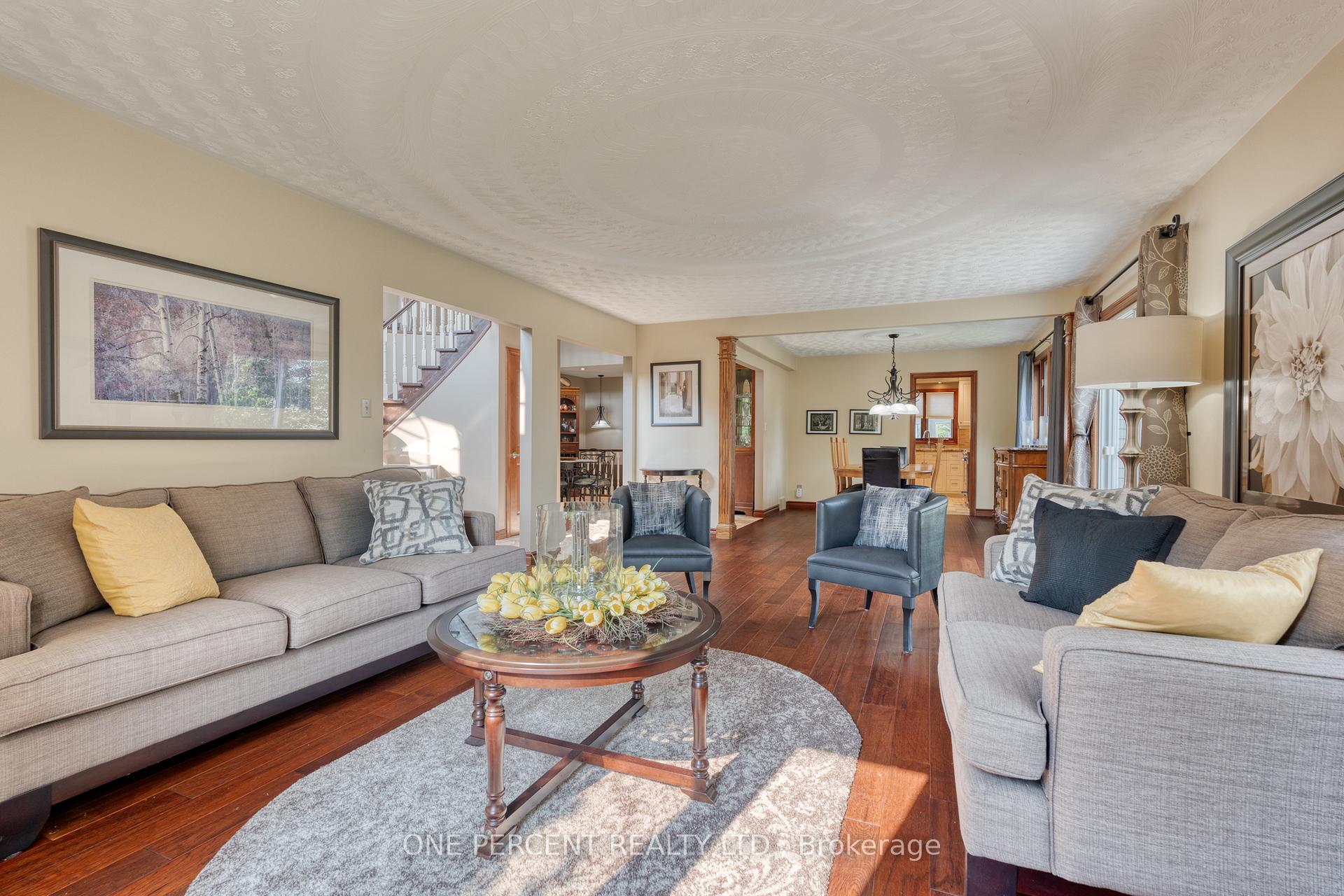 Photo 17 of 15 Marquette Drive, Kitchener, Pioneer Tower West — HOMEH