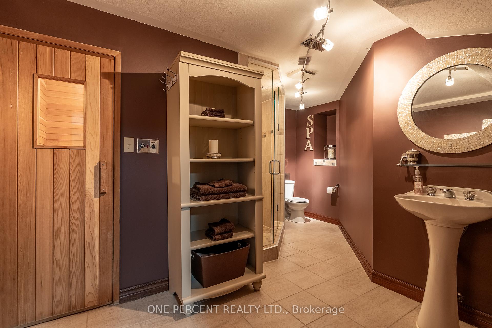 Photo 37 of 15 Marquette Drive, Kitchener, Pioneer Tower West — HOMEH