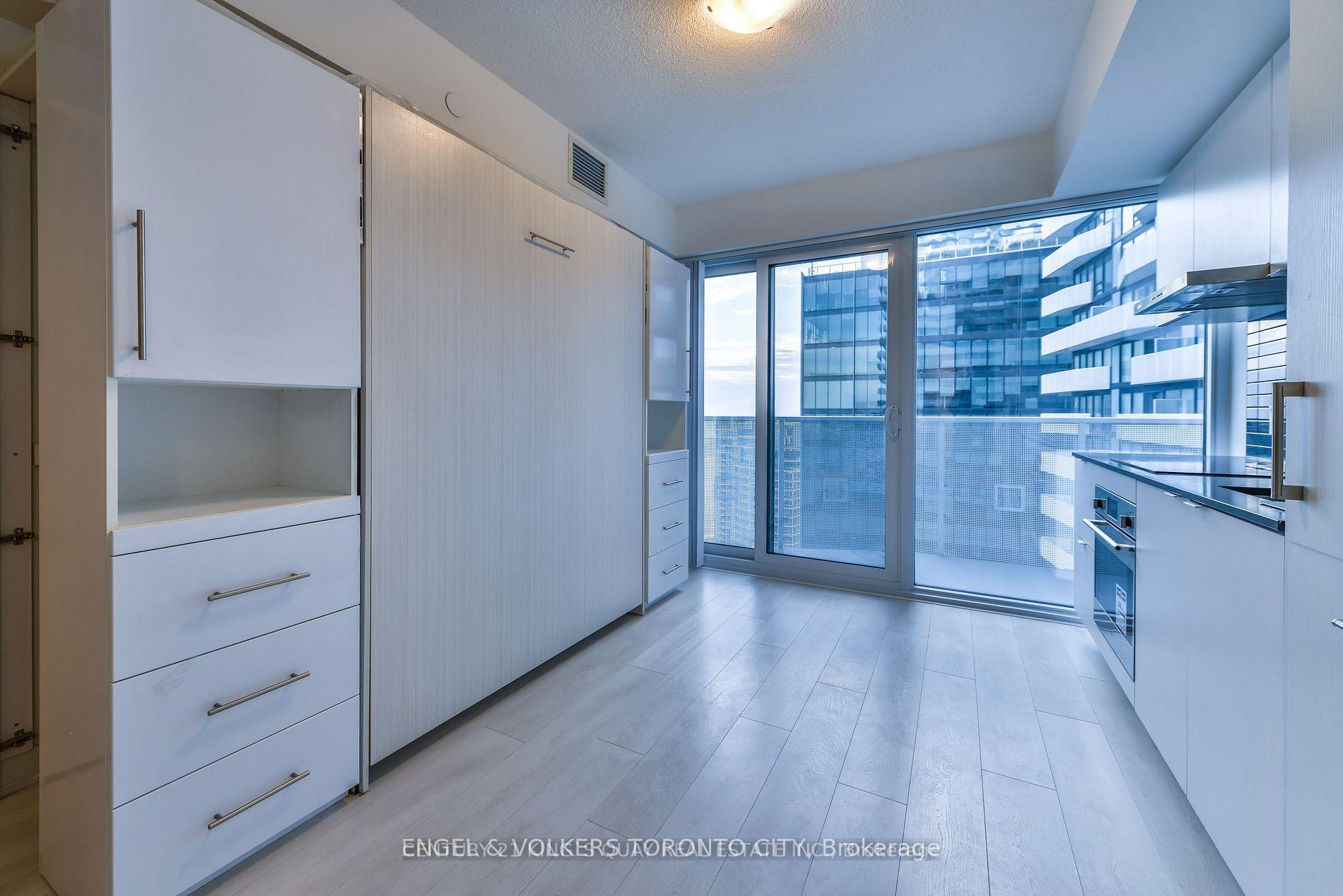 Photo 3 of Unit 4111, 88 Harbour Street, Toronto, Waterfront Communities — HOMEH