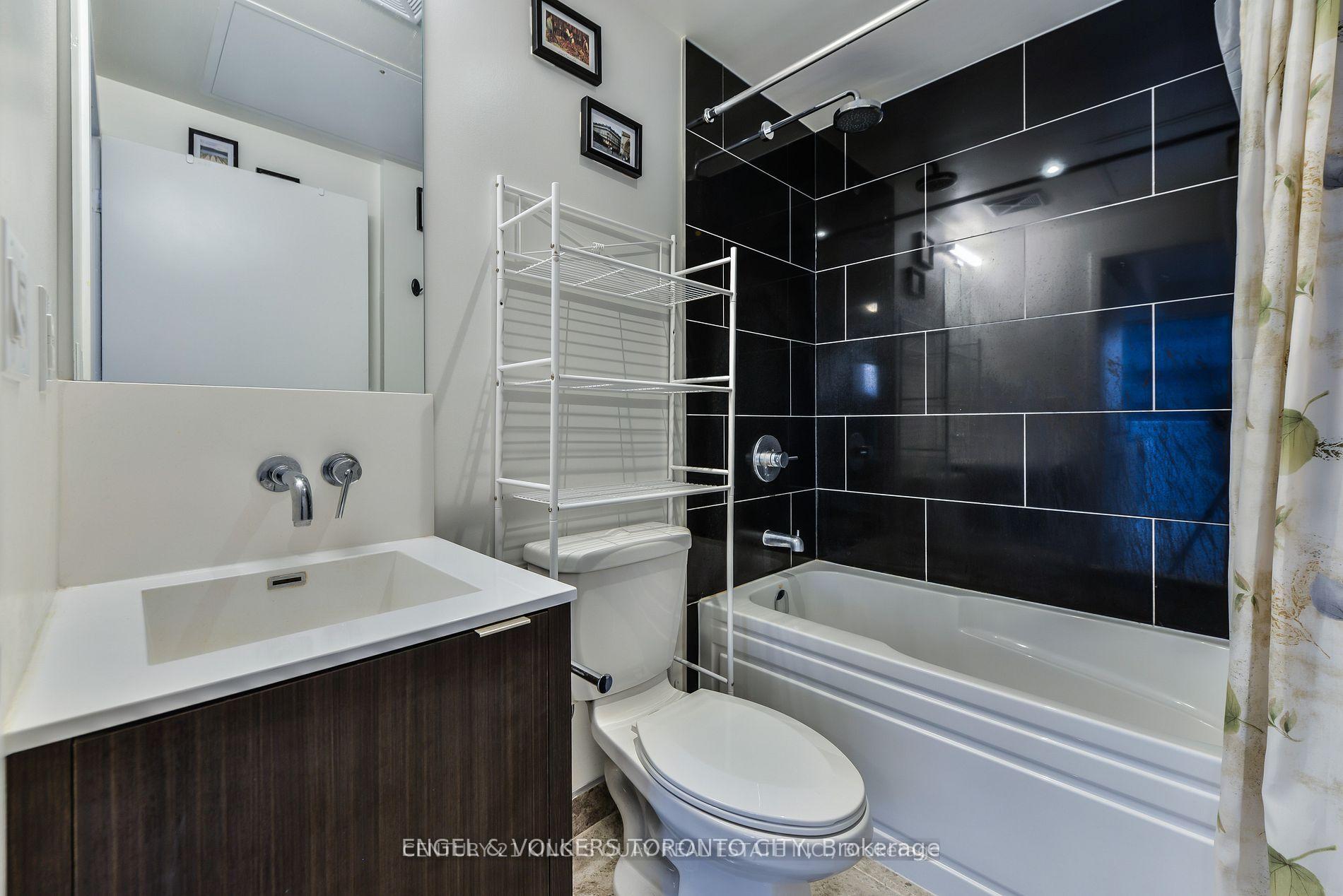 Photo 8 of Unit 4111, 88 Harbour Street, Toronto, Waterfront Communities — HOMEH