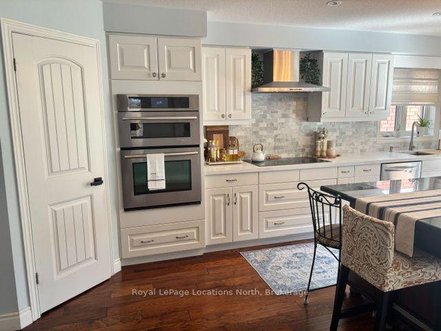 Photo 6 of 41 Kayla Crescent, Collingwood — HOMEH