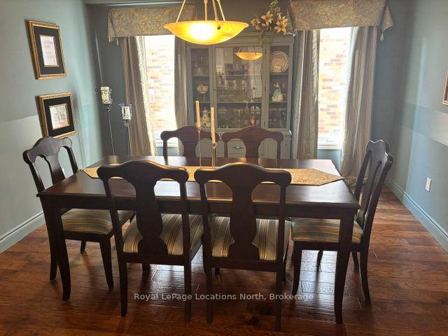 Photo 10 of 41 Kayla Crescent, Collingwood — HOMEH
