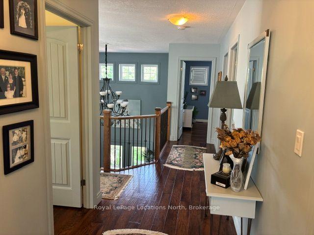 Photo 14 of 41 Kayla Crescent, Collingwood — HOMEH