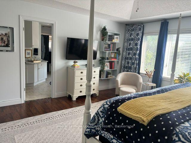 Photo 16 of 41 Kayla Crescent, Collingwood — HOMEH