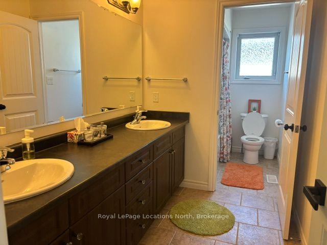 Photo 22 of 41 Kayla Crescent, Collingwood — HOMEH