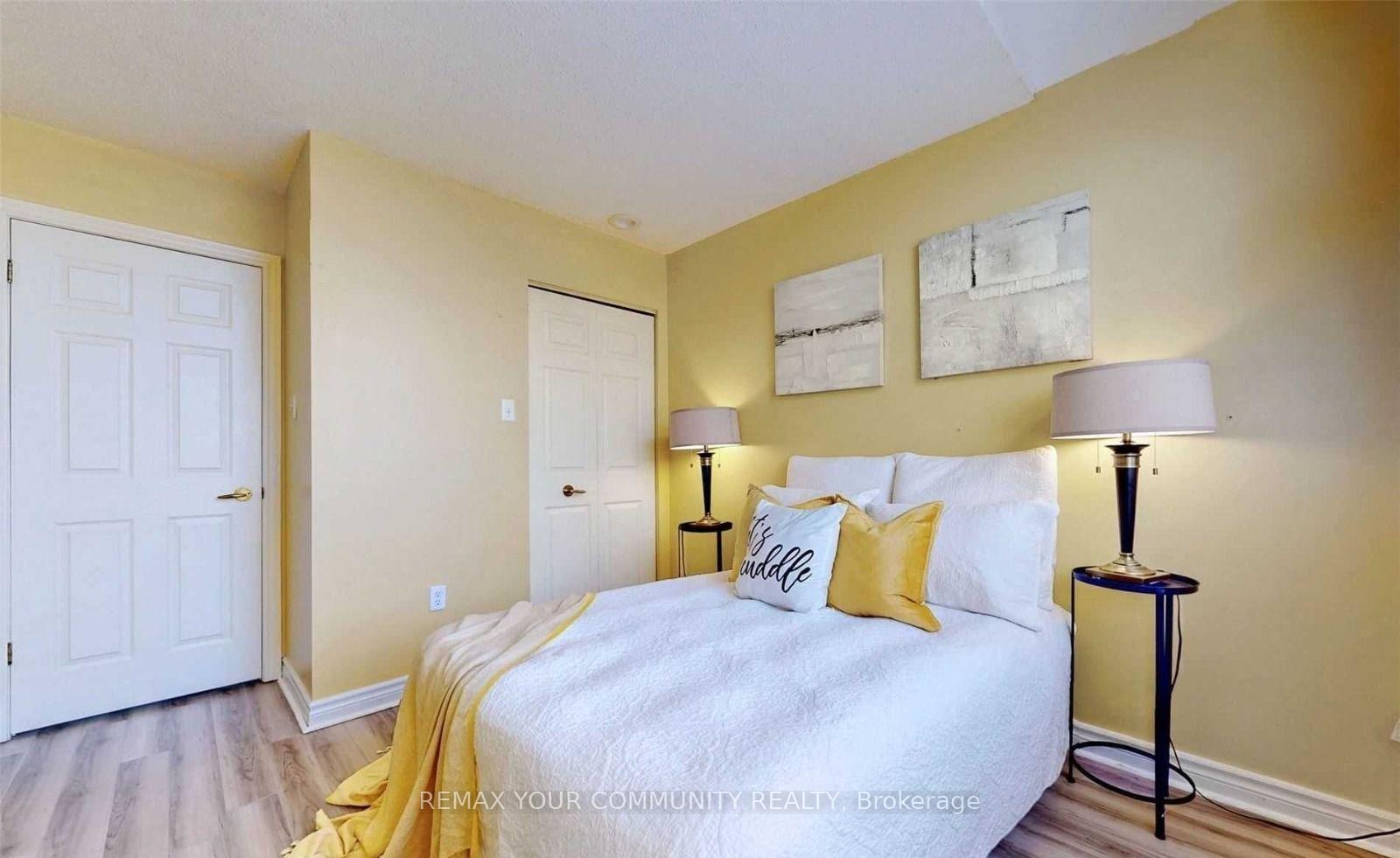 Photo 19 of Unit 31, 310 Christopher Drive, Cambridge, Christopher-Champlain — HOMEH