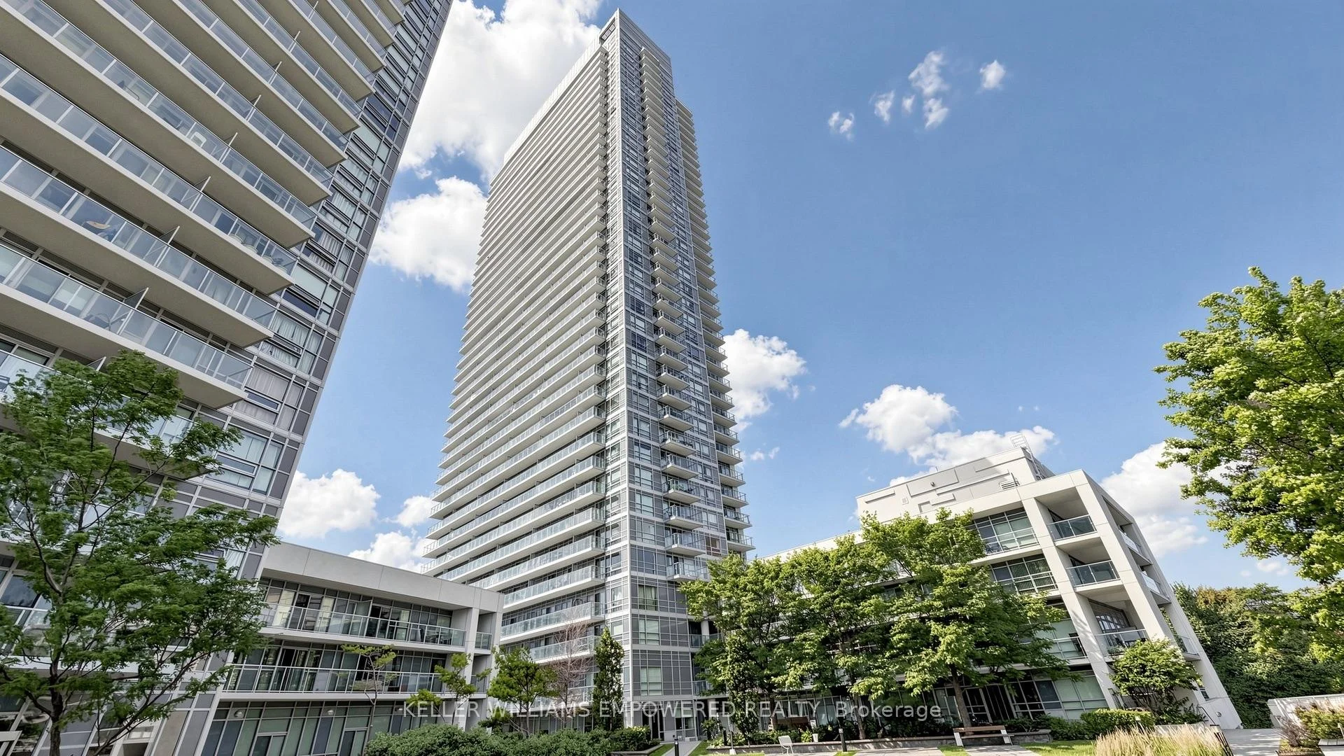 Photo 2 of Unit 807, 2015 Sheppard Avenue E, North York, Henry Farm — HOMEH