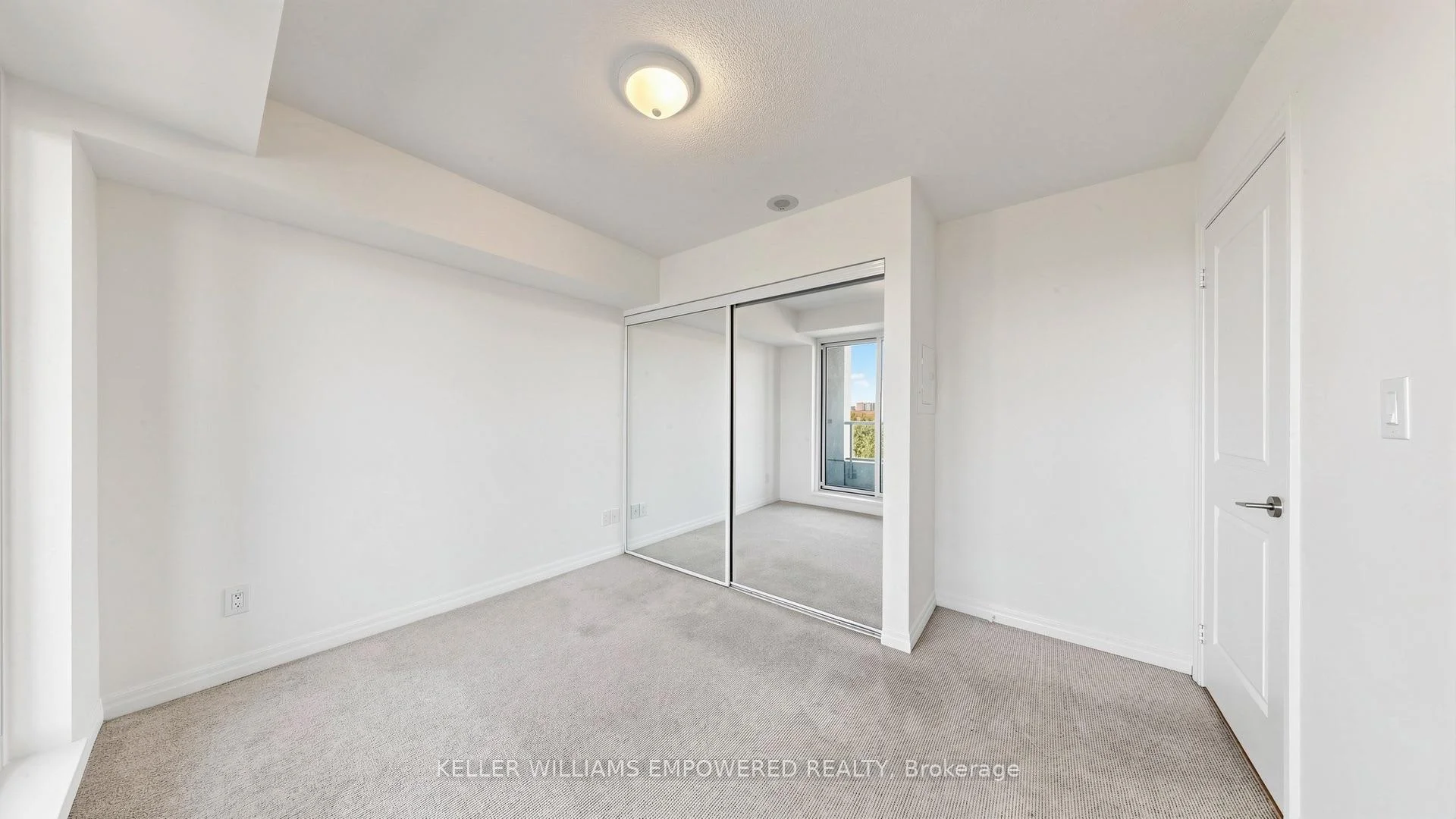 Photo 32 of Unit 807, 2015 Sheppard Avenue E, North York, Henry Farm — HOMEH