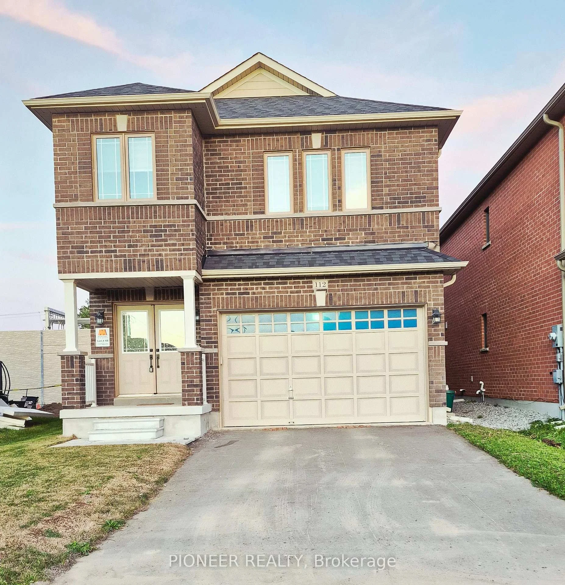 Photo 8 of 112 Palace Street, Thorold, Thorold Downtown — HOMEH