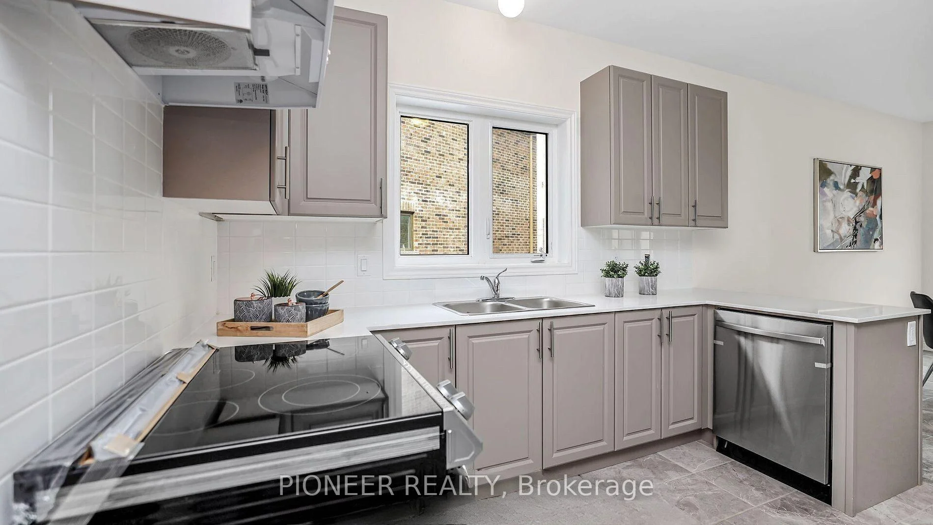Photo 30 of 112 Palace Street, Thorold, Thorold Downtown — HOMEH