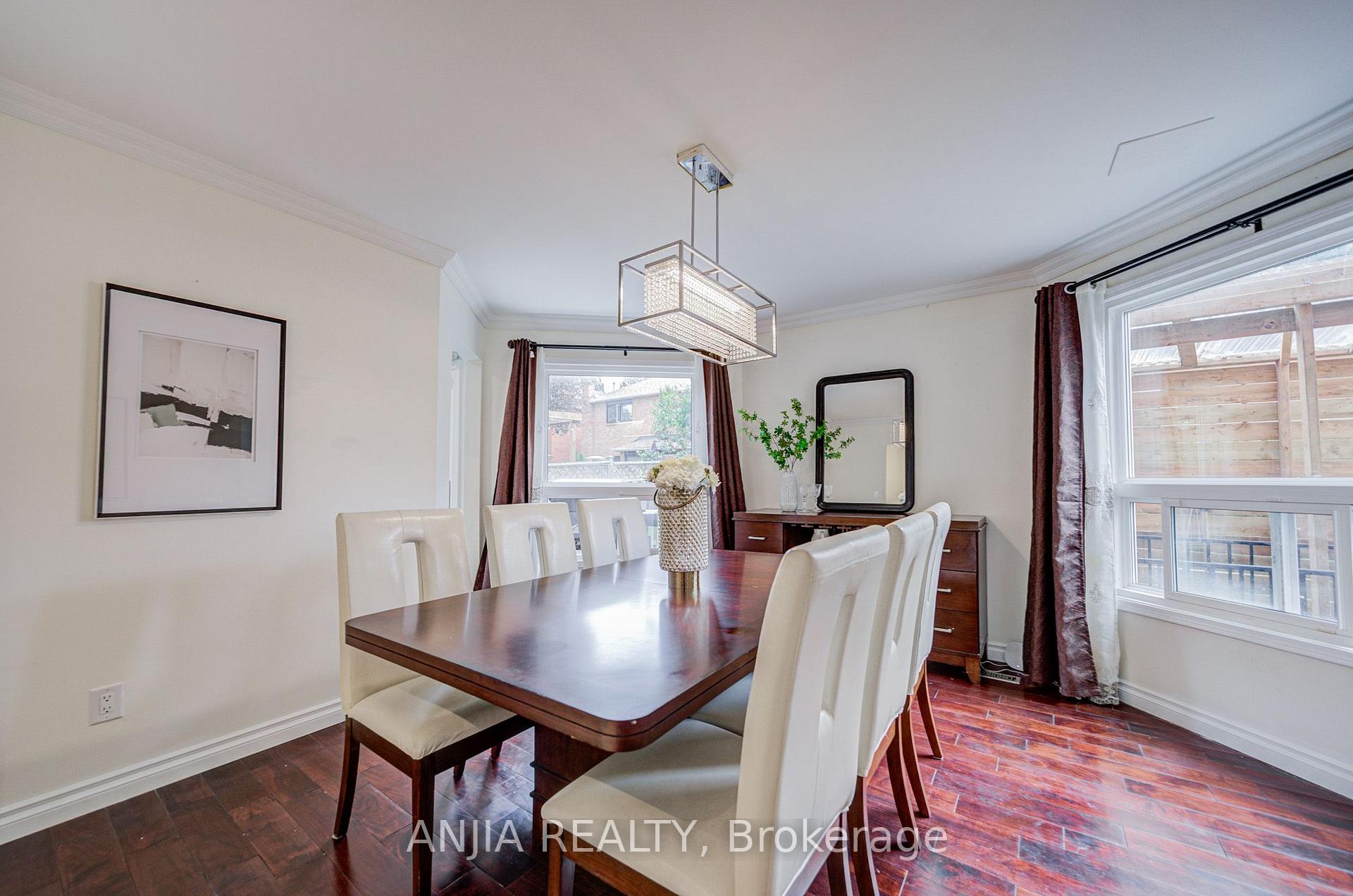 Photo 13 of 39 Millcroft Way, Vaughan, Brownridge — HOMEH