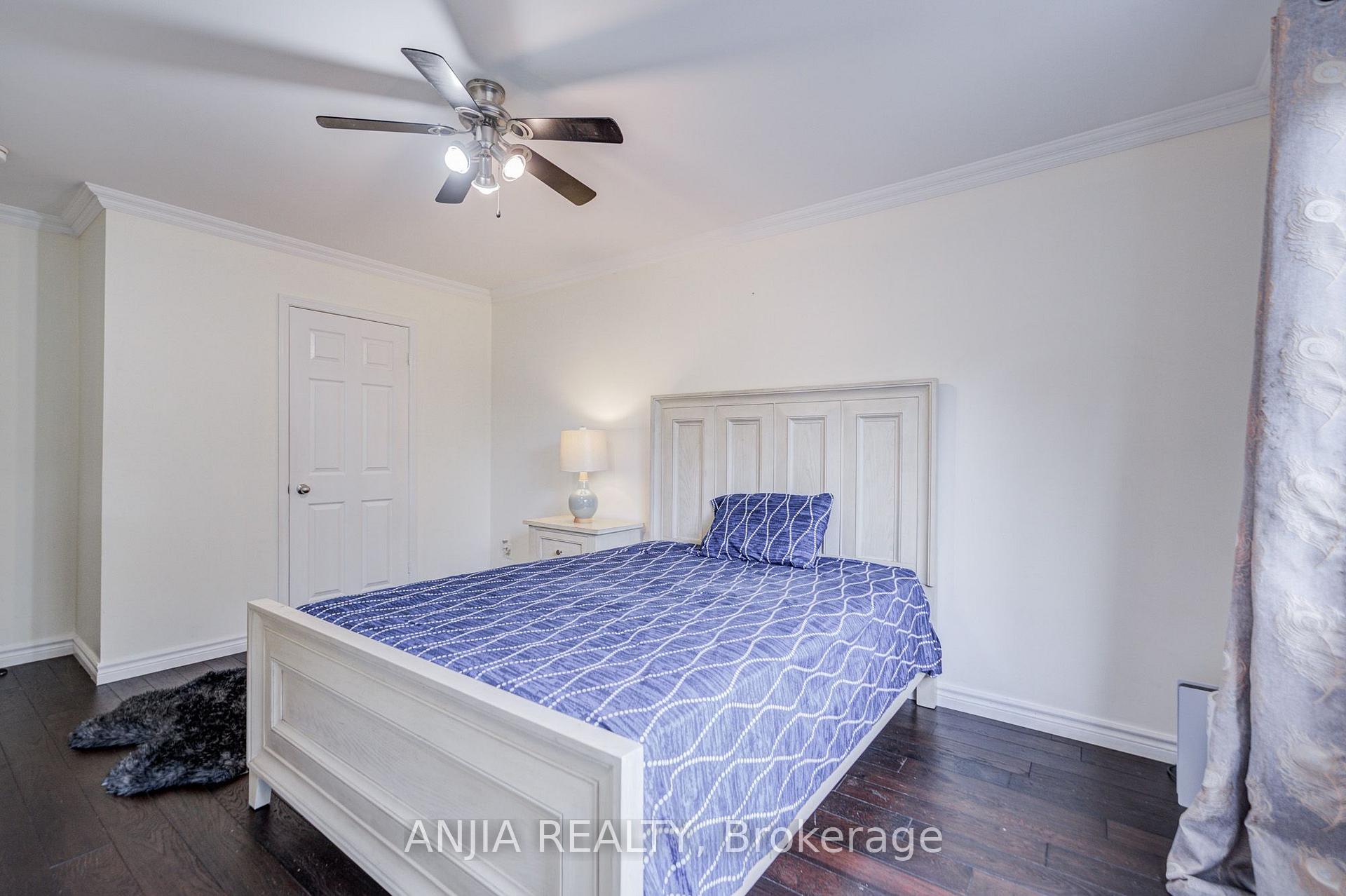 Photo 38 of 39 Millcroft Way, Vaughan, Brownridge — HOMEH