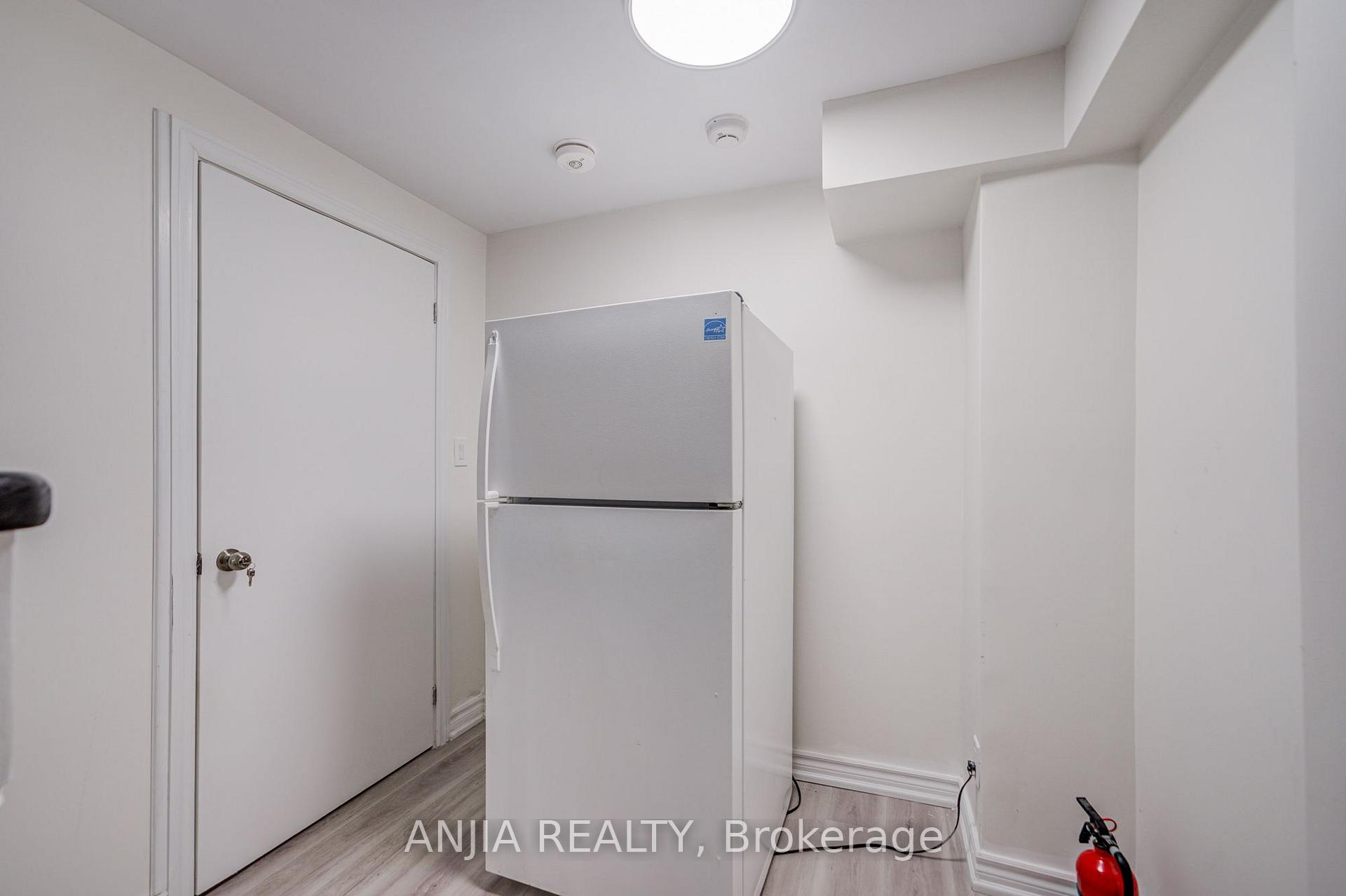 Photo 45 of 39 Millcroft Way, Vaughan, Brownridge — HOMEH