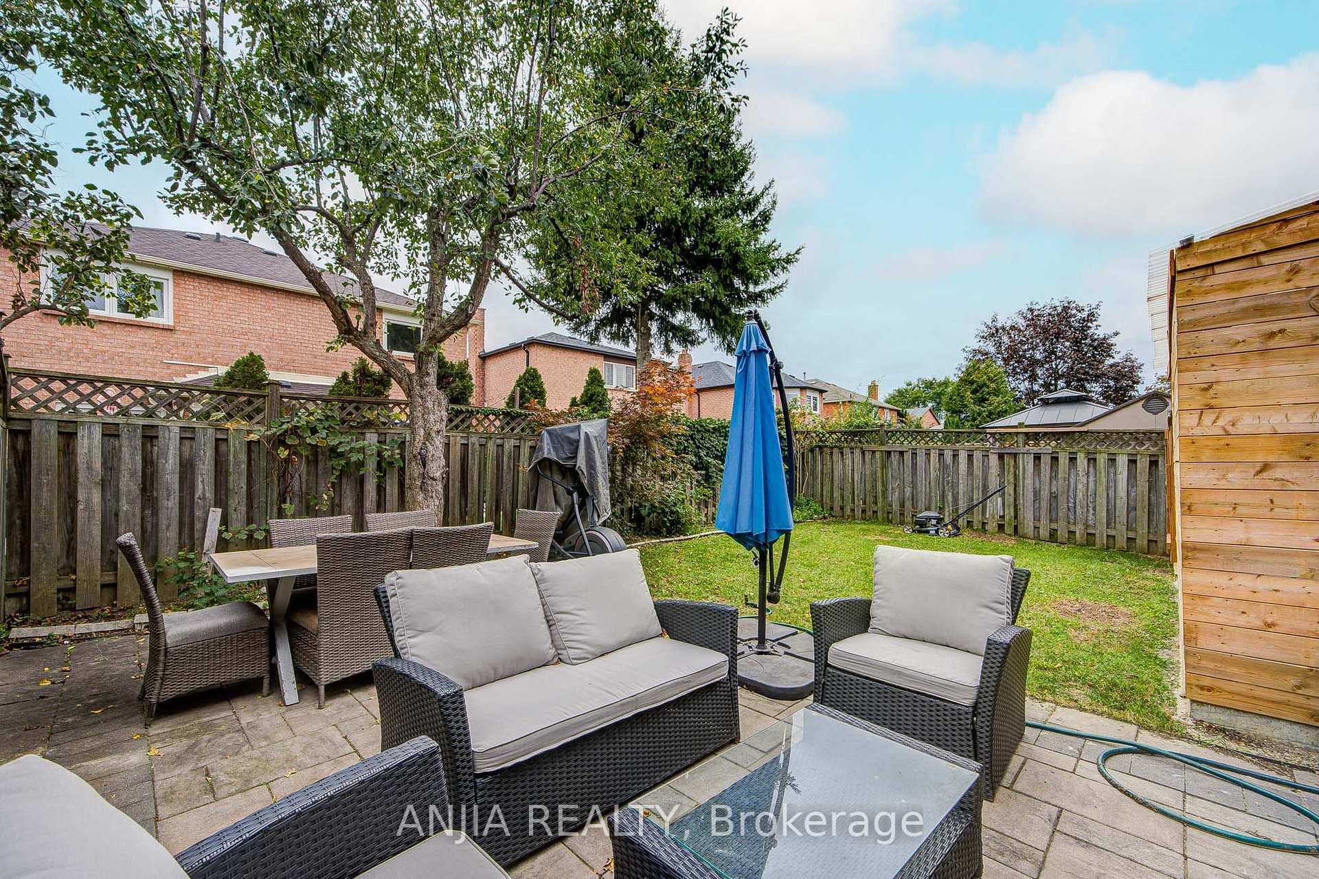 Photo 49 of 39 Millcroft Way, Vaughan, Brownridge — HOMEH