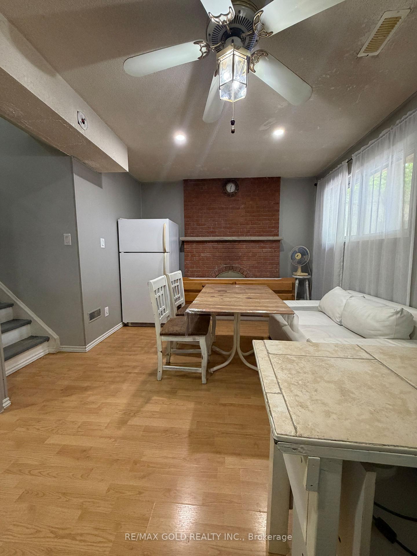 Photo 7 of Unit Basement, 38 Carter Drive, Brampton, Brampton North — HOMEH