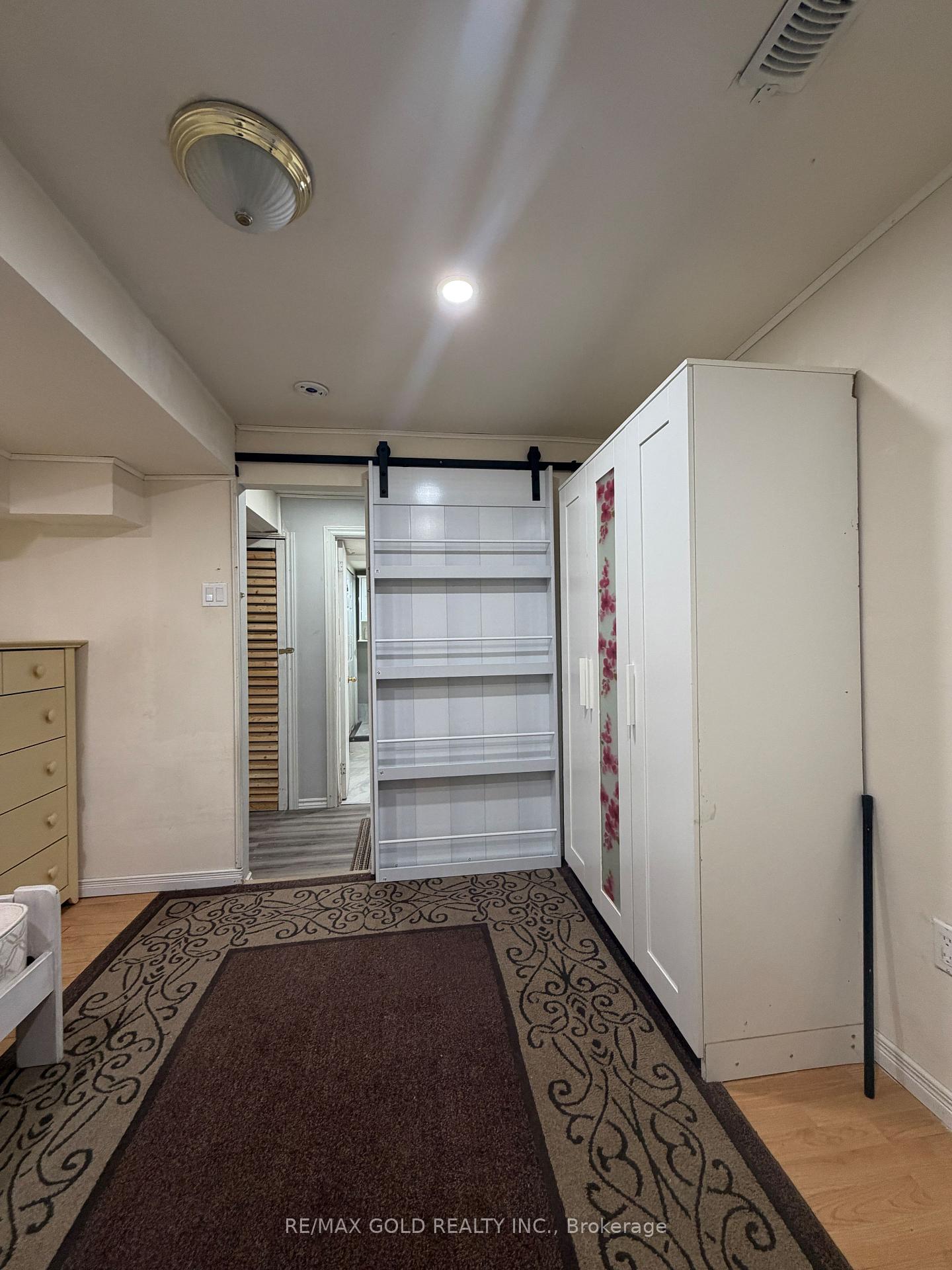 Photo 12 of Unit Basement, 38 Carter Drive, Brampton, Brampton North — HOMEH