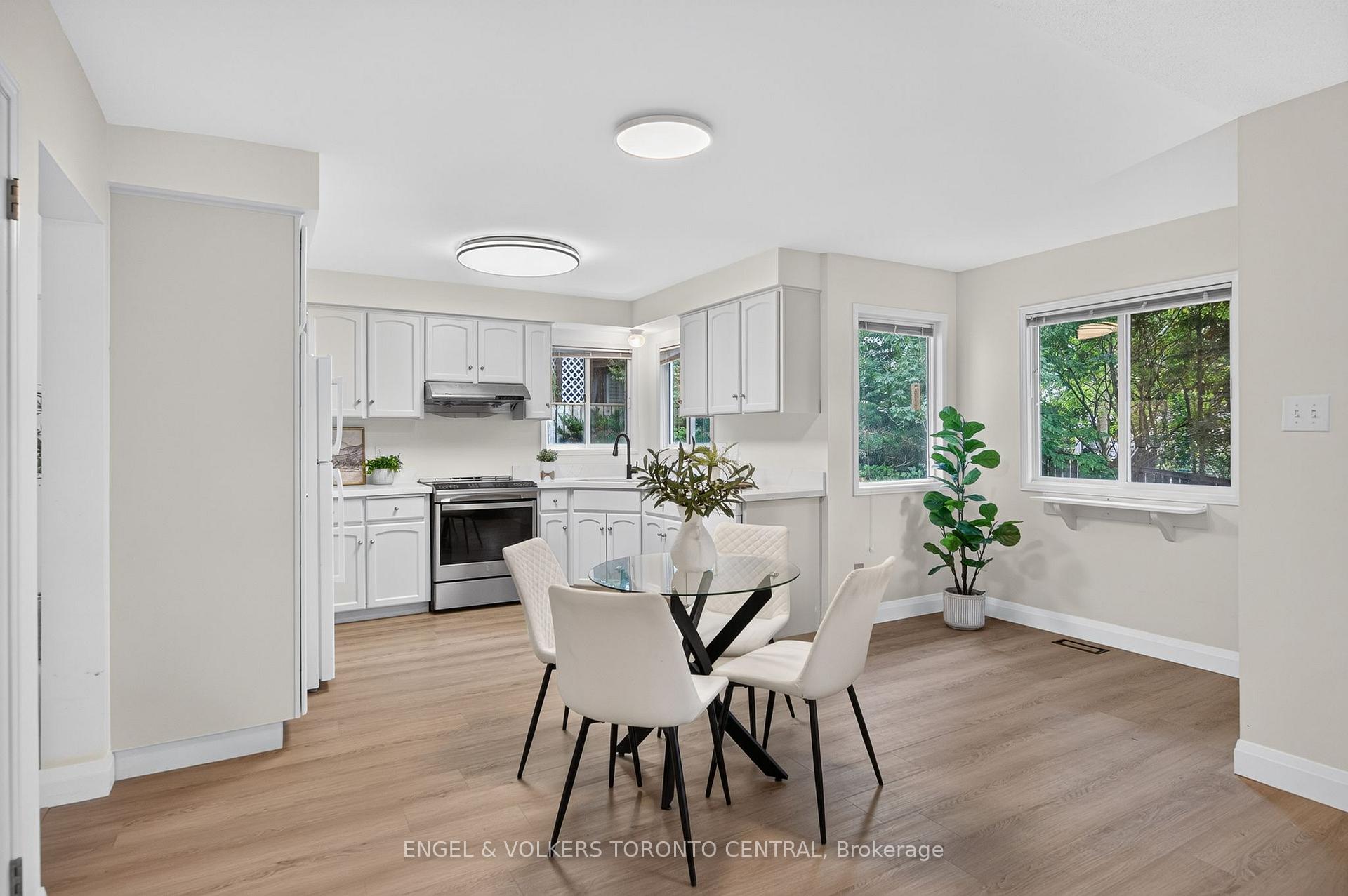 Photo 14 of 177 Mayfield Avenue, Waterloo, Lincoln Heights — HOMEH