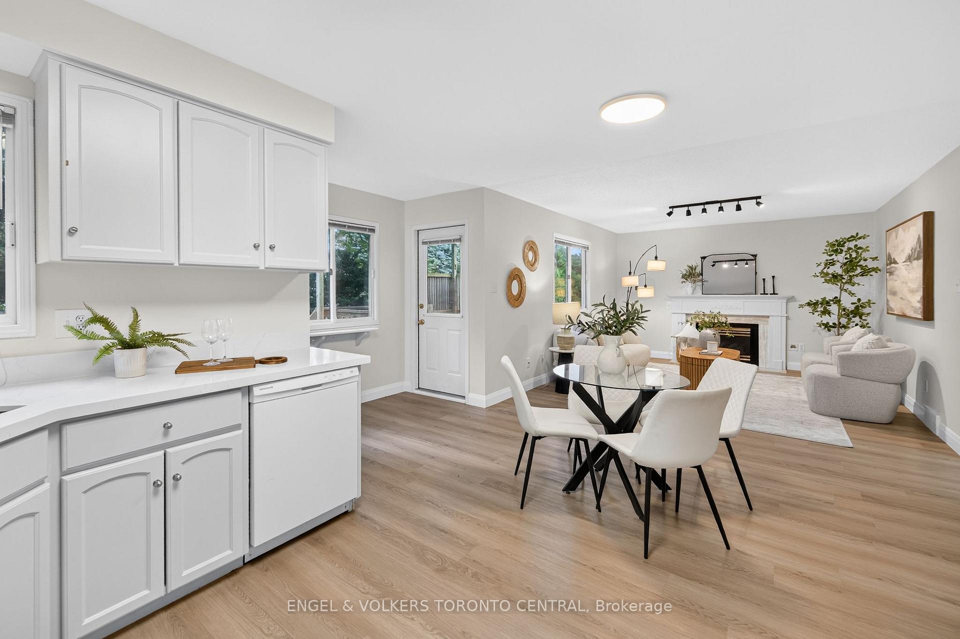 Photo 19 of 177 Mayfield Avenue, Waterloo, Lincoln Heights — HOMEH