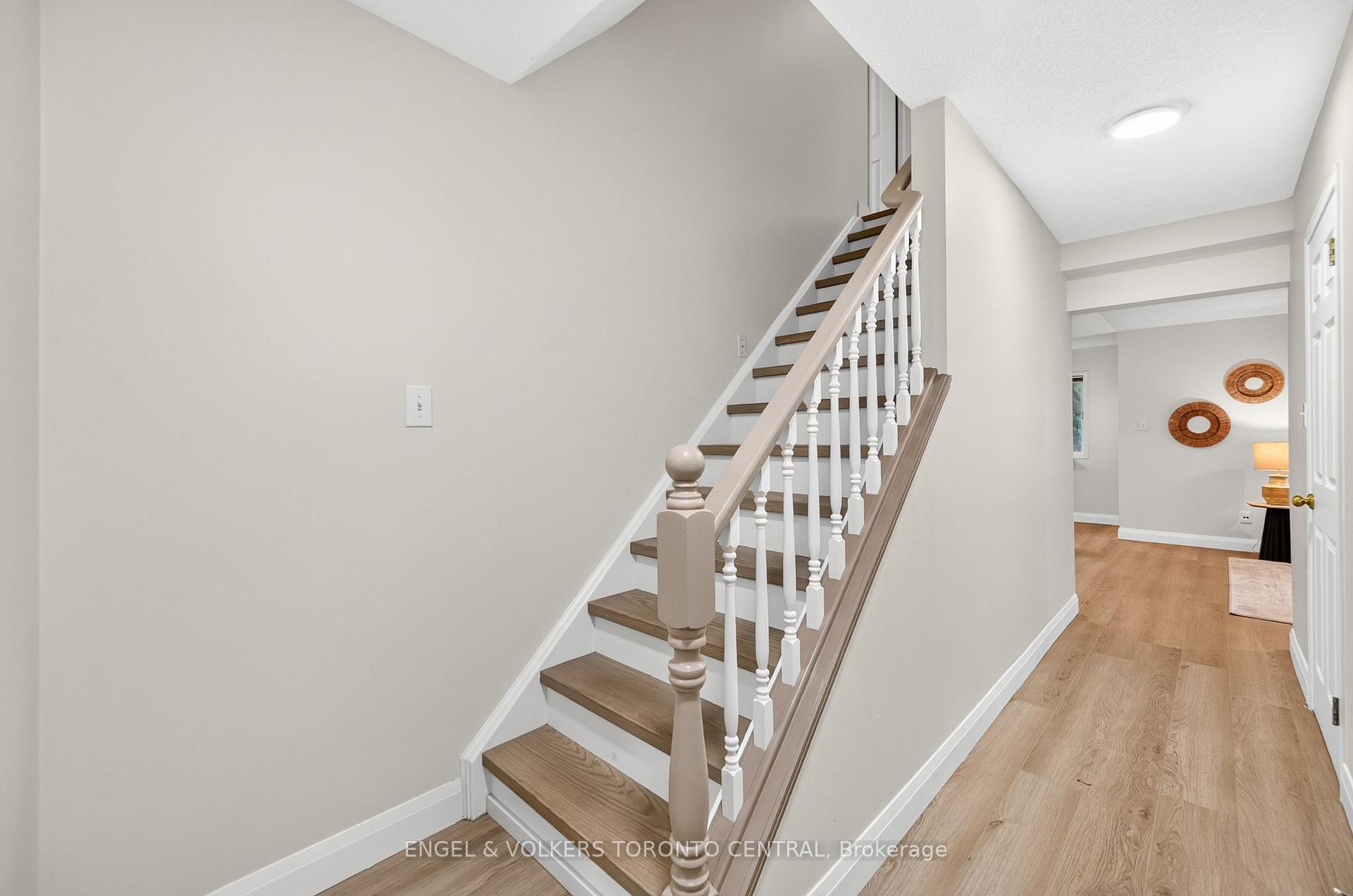 Photo 22 of 177 Mayfield Avenue, Waterloo, Lincoln Heights — HOMEH
