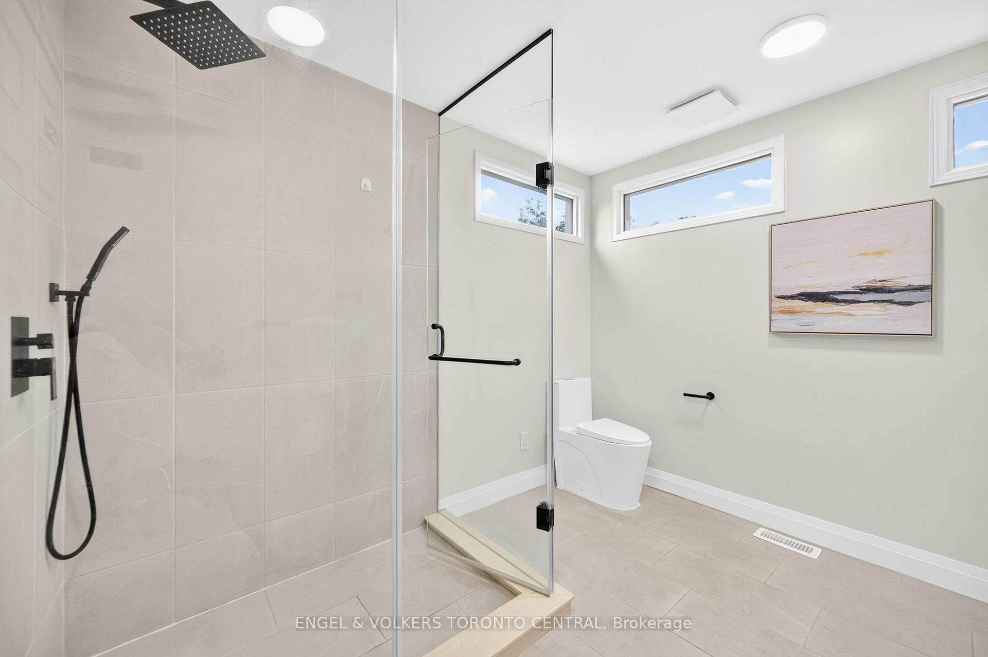Photo 25 of 177 Mayfield Avenue, Waterloo, Lincoln Heights — HOMEH