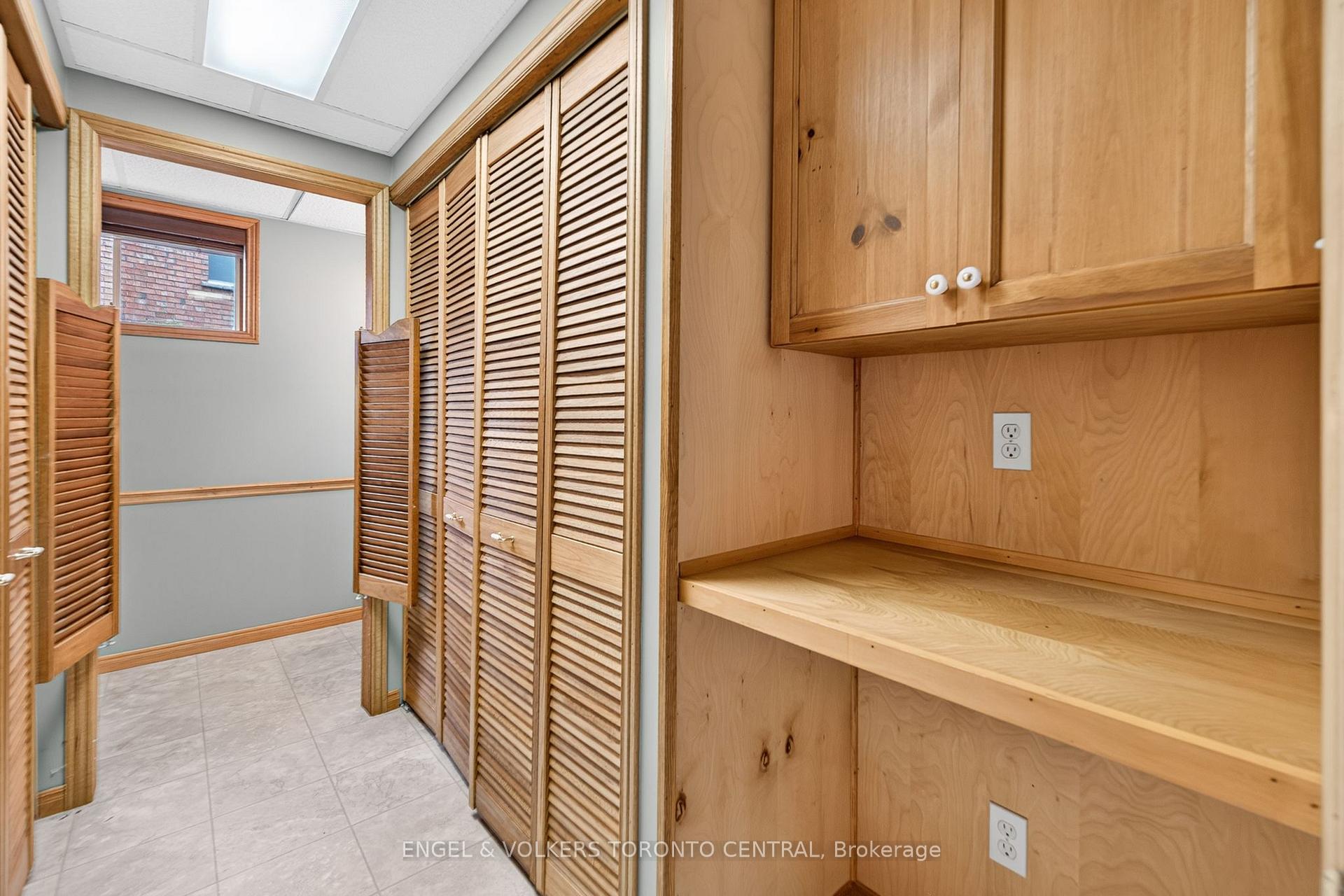 Photo 40 of 177 Mayfield Avenue, Waterloo, Lincoln Heights — HOMEH