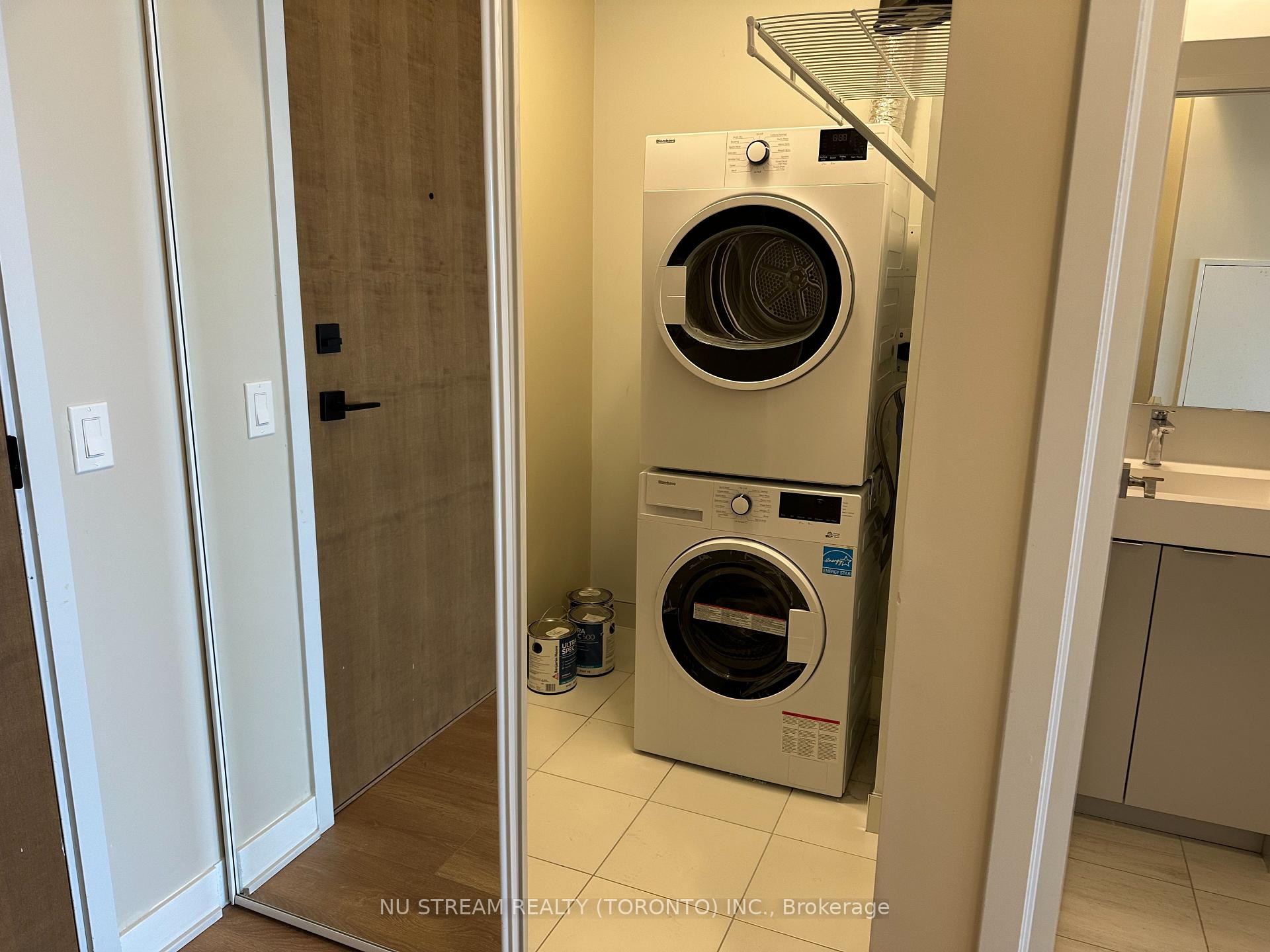 Photo 3 of Unit 4309, 2920 Highway 7 Road W, Vaughan, Concord — HOMEH