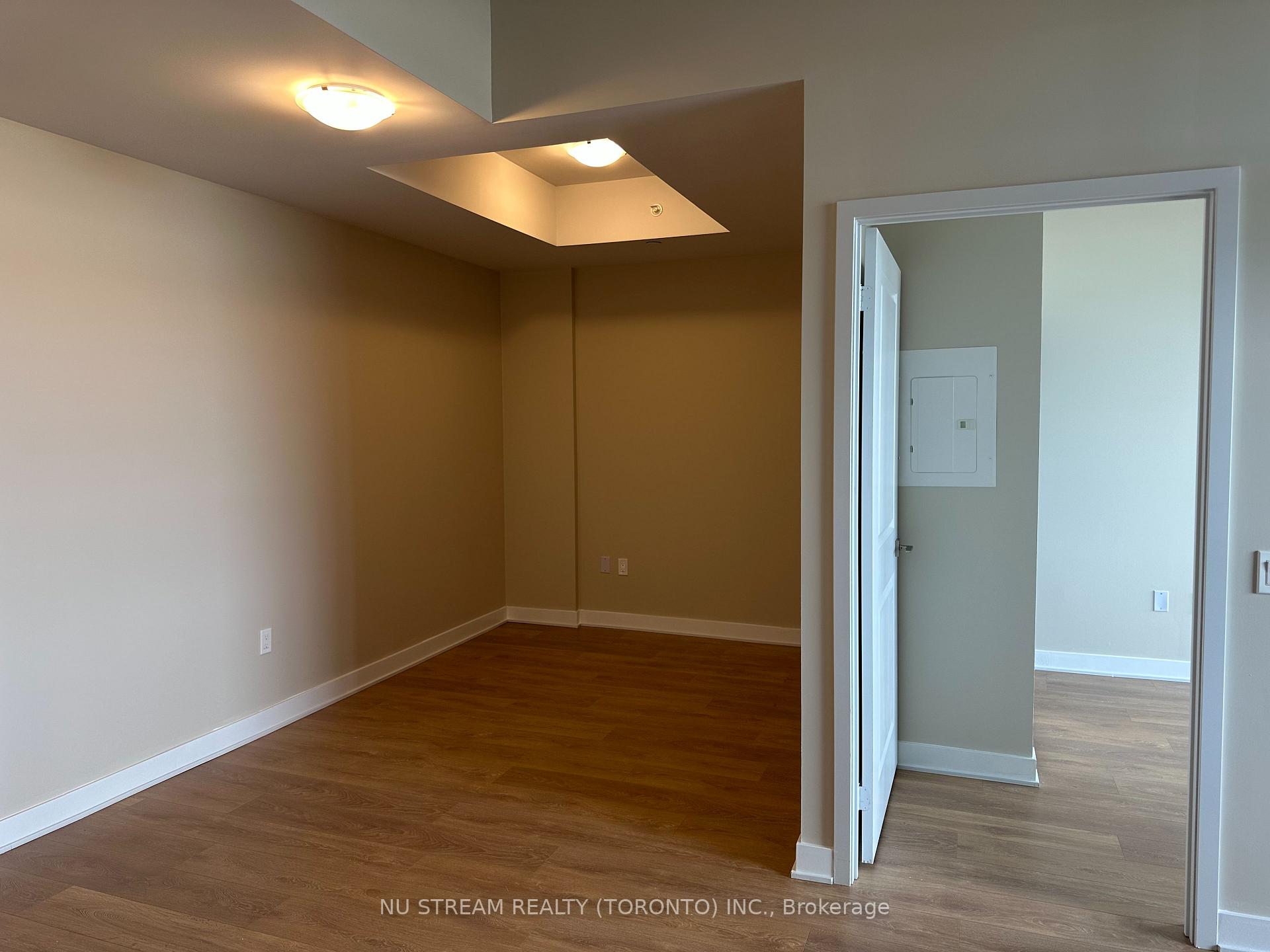 Photo 9 of Unit 4309, 2920 Highway 7 Road W, Vaughan, Concord — HOMEH