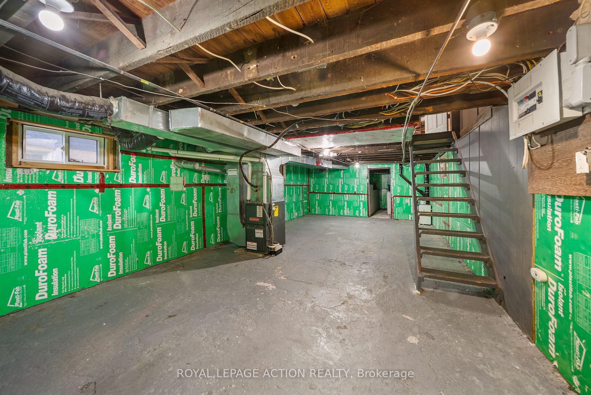 Photo 24 of 20 Wells Avenue, Brantford, Terrace Hill — HOMEH