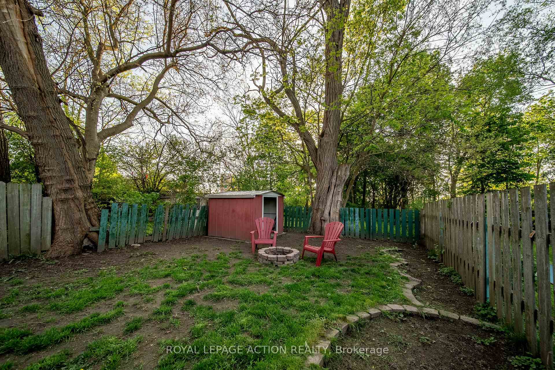 Photo 28 of 20 Wells Avenue, Brantford, Terrace Hill — HOMEH