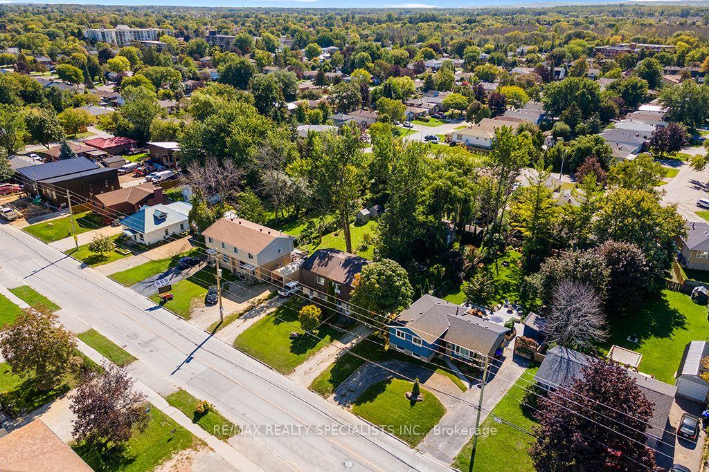 Photo 3 of 500 Sixth Street, Collingwood — HOMEH