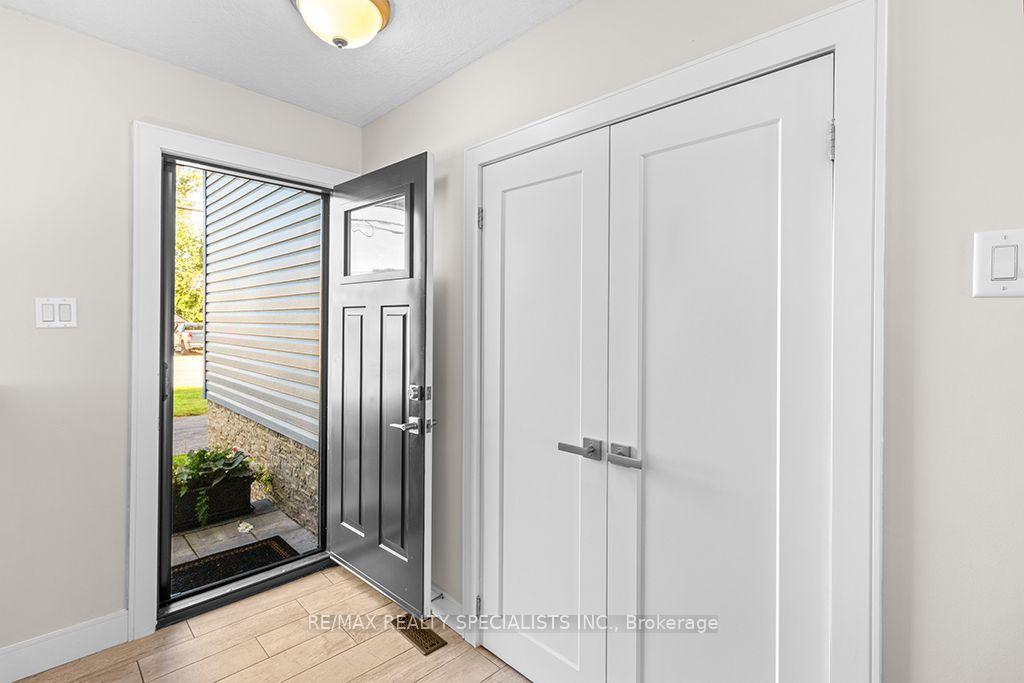 Photo 8 of 500 Sixth Street, Collingwood — HOMEH