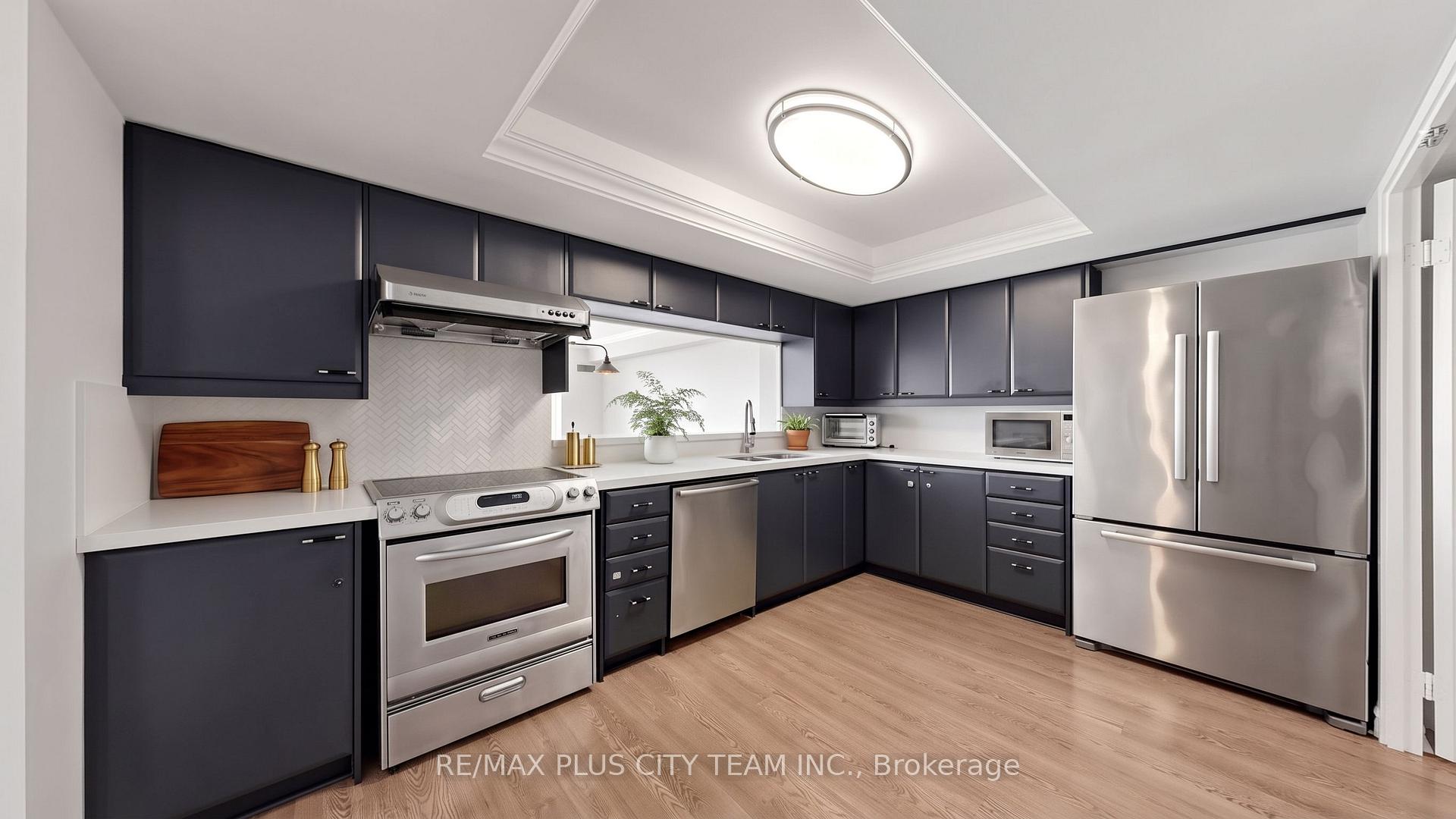 Photo 7 of Unit 2506, 33 University Avenue, Toronto, Bay Street Corridor — HOMEH