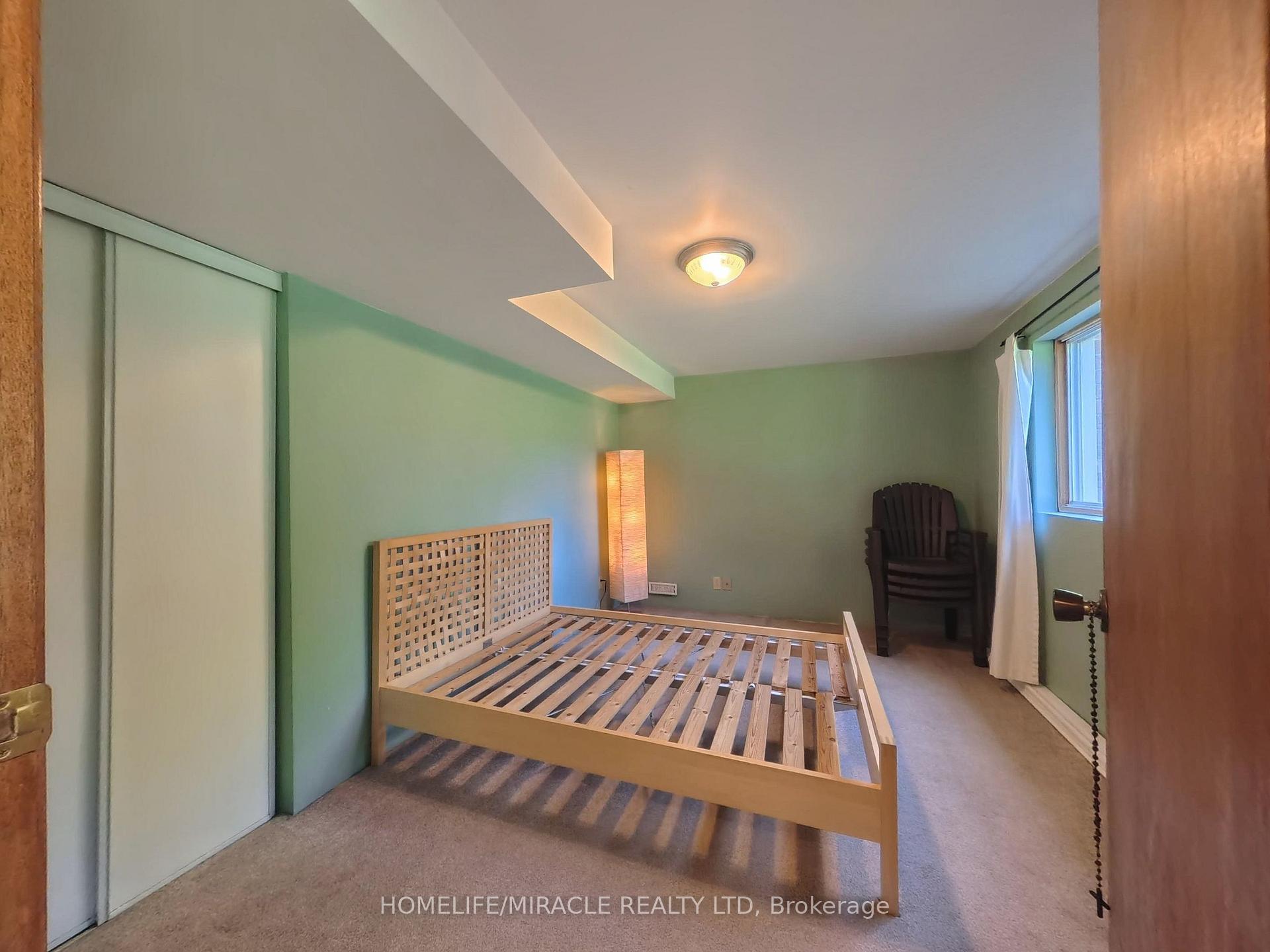 Photo 39 of 56 Scenic Wood Crescent, Kitchener, Stanley Park — HOMEH